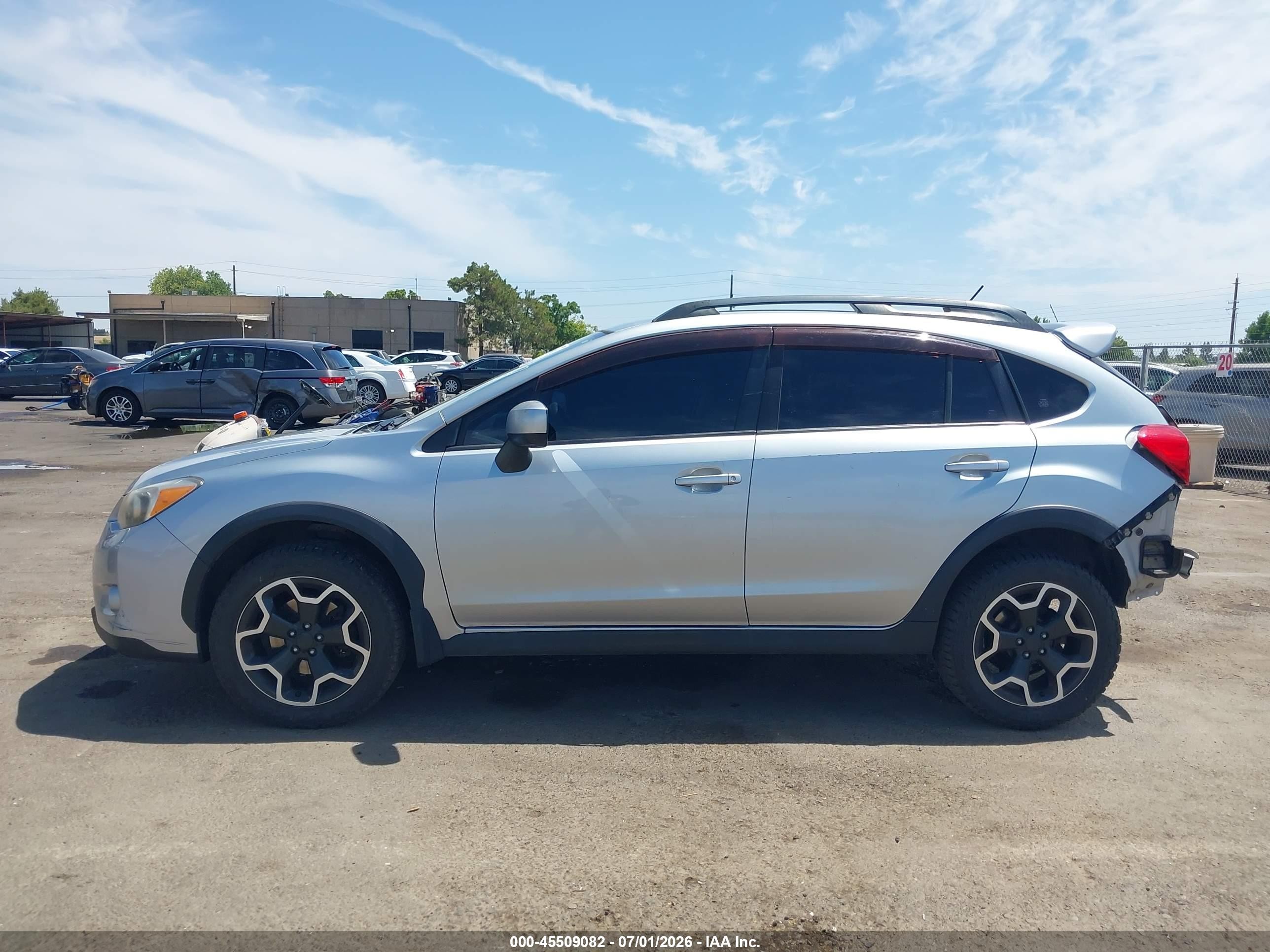 2014 Subaru Xv Crosstrek 2.0i Limited Blue vin: JF2GPAGC1EH325377