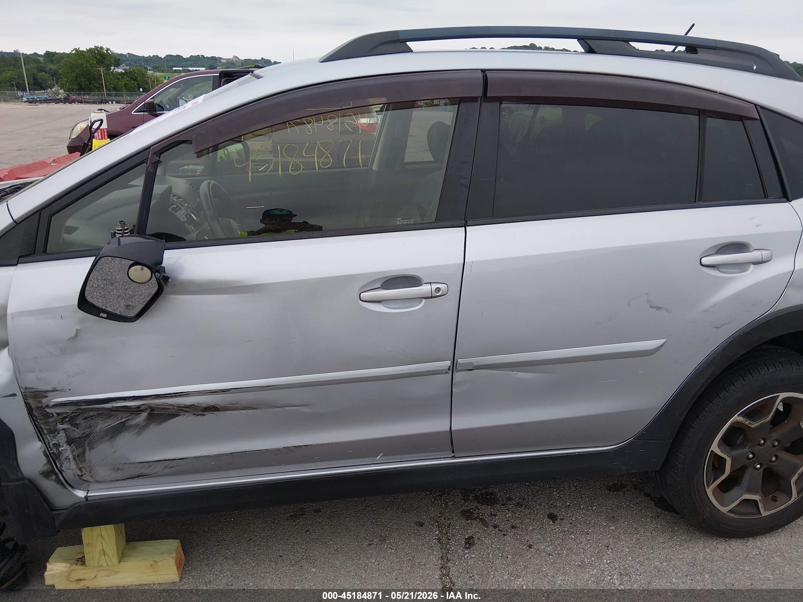2013 Subaru Xv Crosstrek 2.0i Limited Silver vin: JF2GPAGC2D2212698