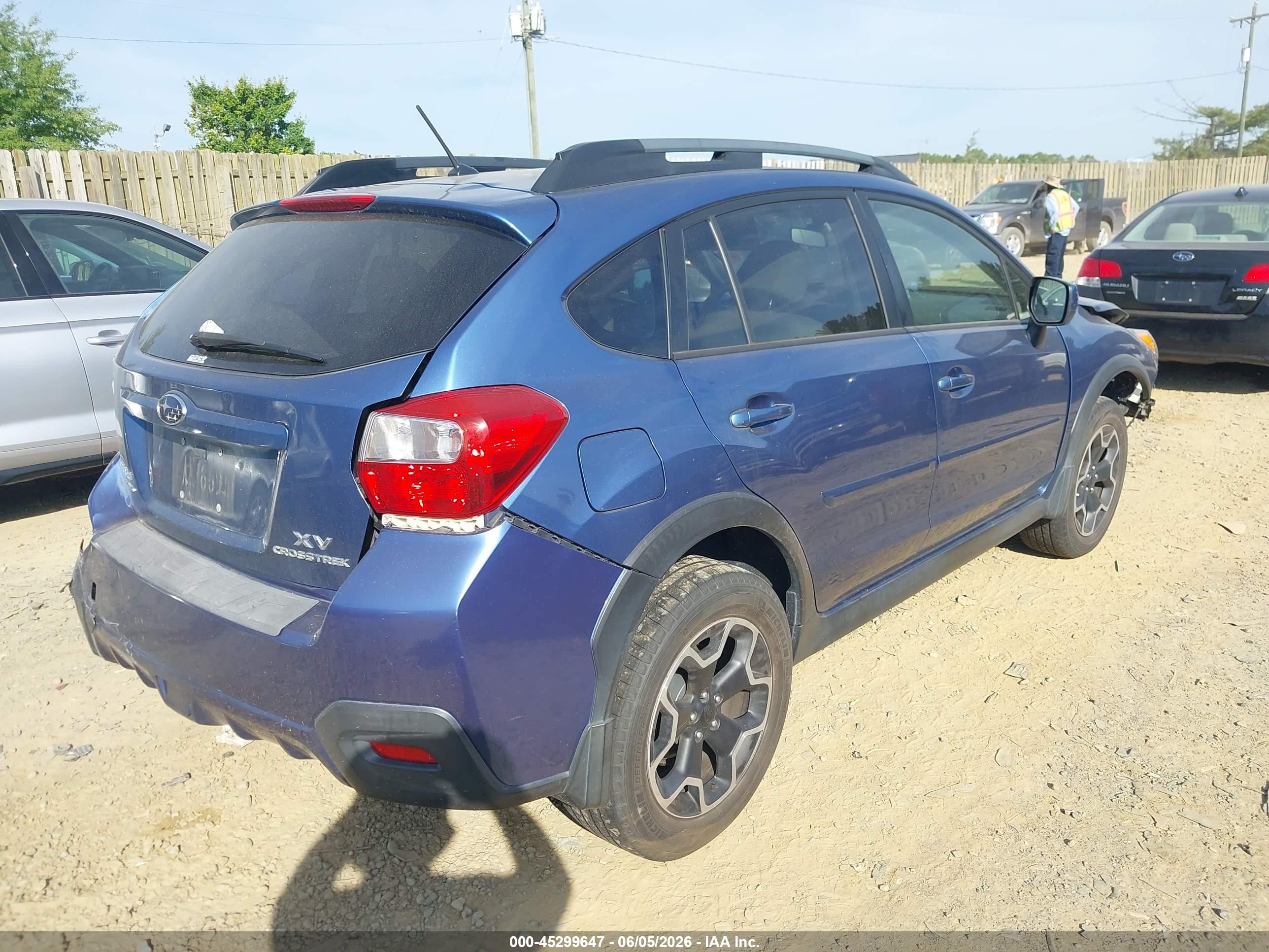 2014 Subaru Xv Crosstrek 2.0i Limited Blue vin: JF2GPAGC2E8219665
