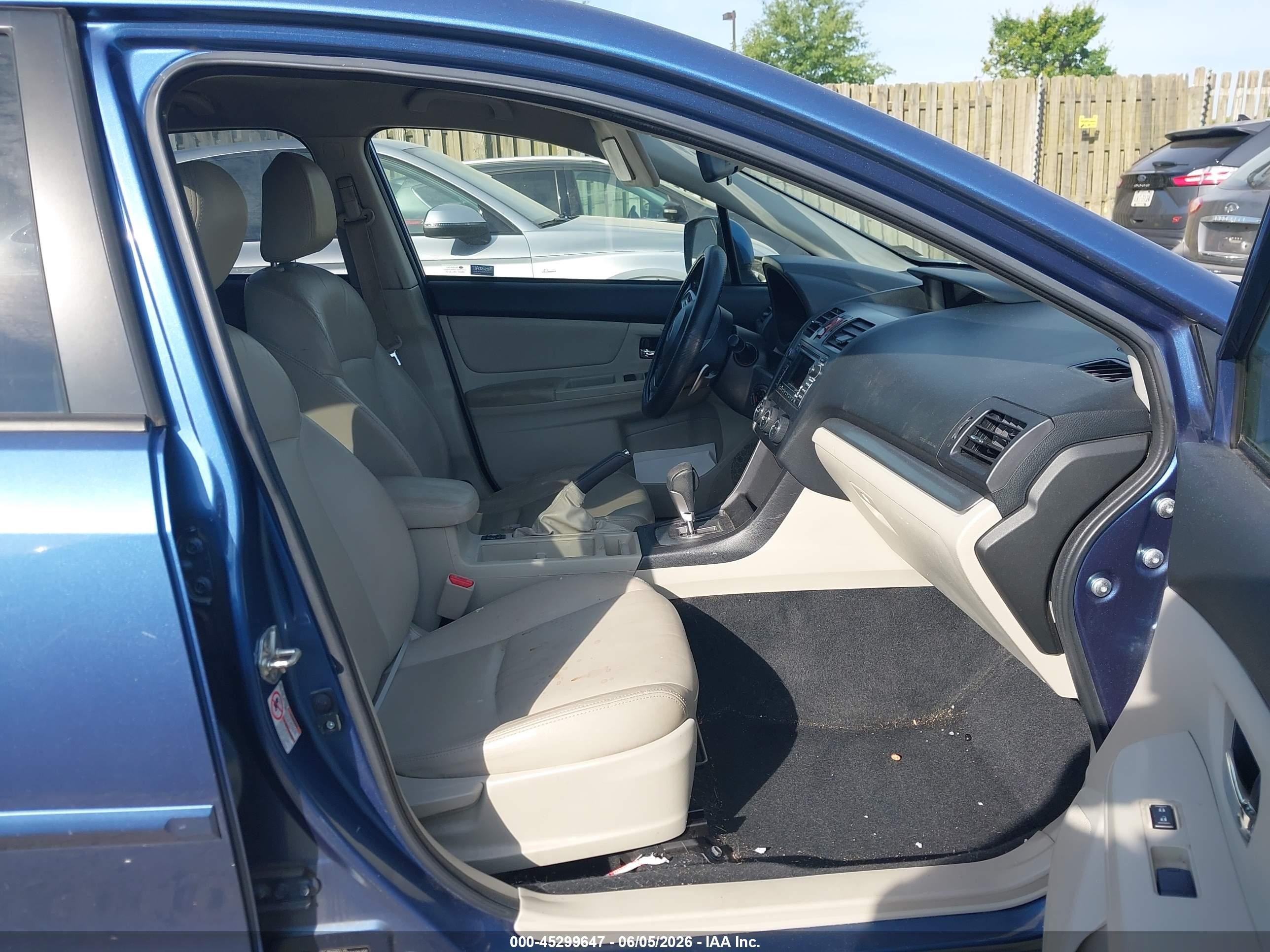 2014 Subaru Xv Crosstrek 2.0i Limited Blue vin: JF2GPAGC2E8219665