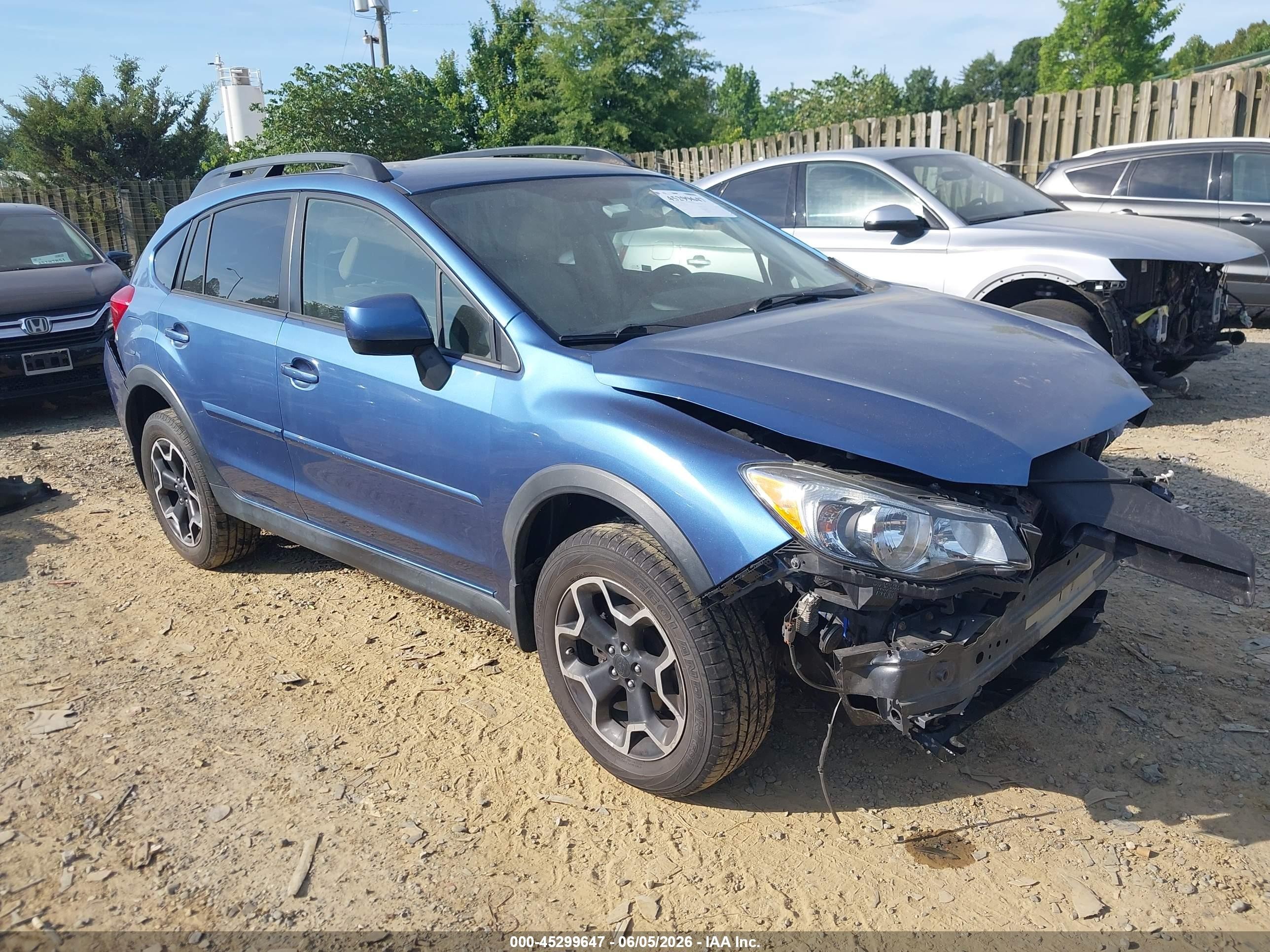 2014 Subaru Xv Crosstrek 2.0i Limited Blue vin: JF2GPAGC2E8219665