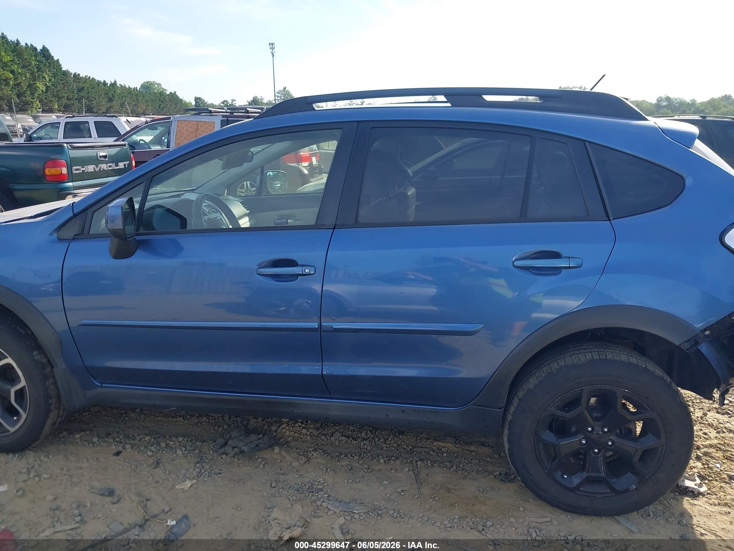2014 Subaru Xv Crosstrek 2.0i Limited Blue vin: JF2GPAGC2E8219665