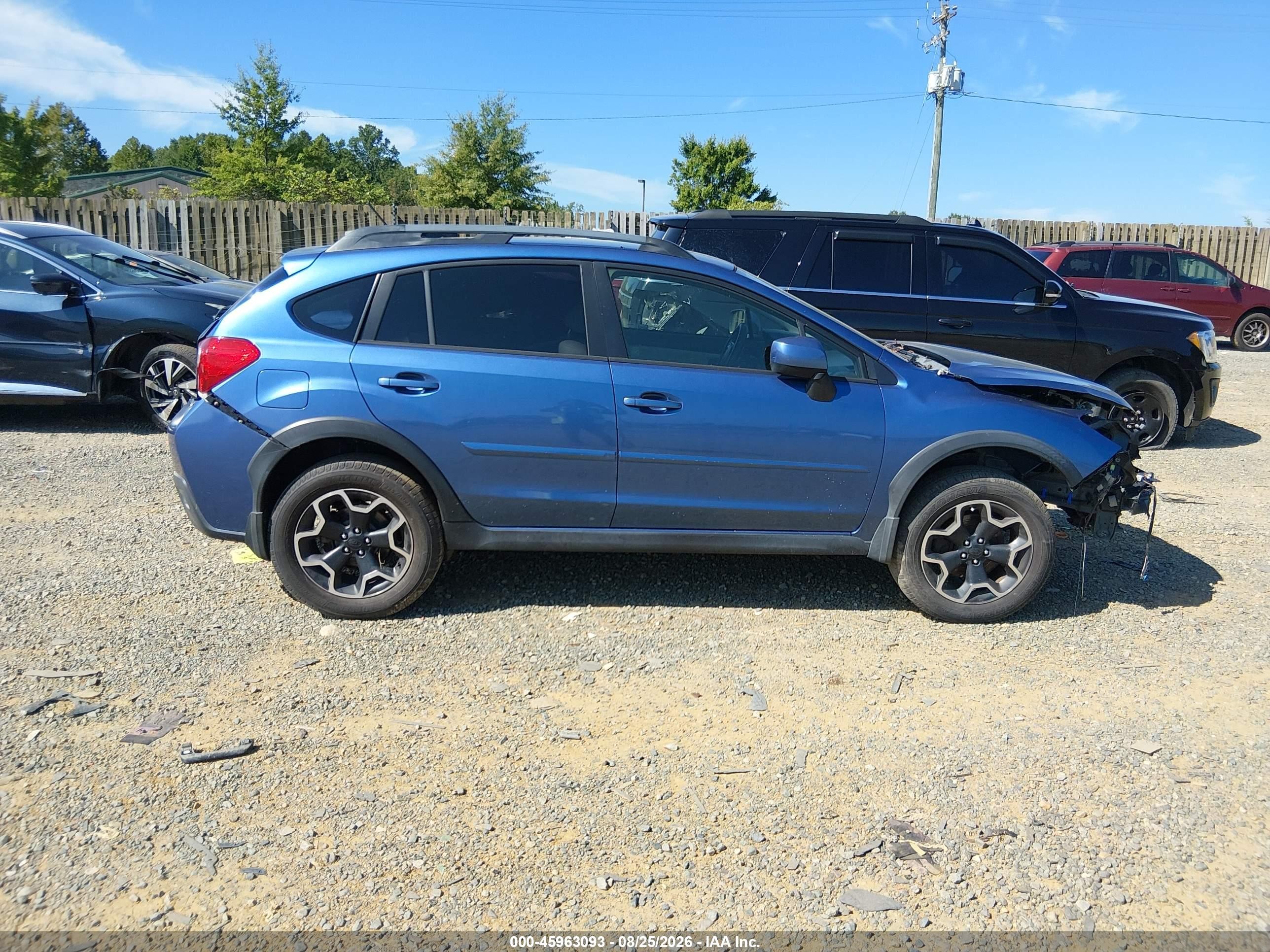 2014 Subaru Xv Crosstrek 2.0i Limited Blue vin: JF2GPAGC2E8219665