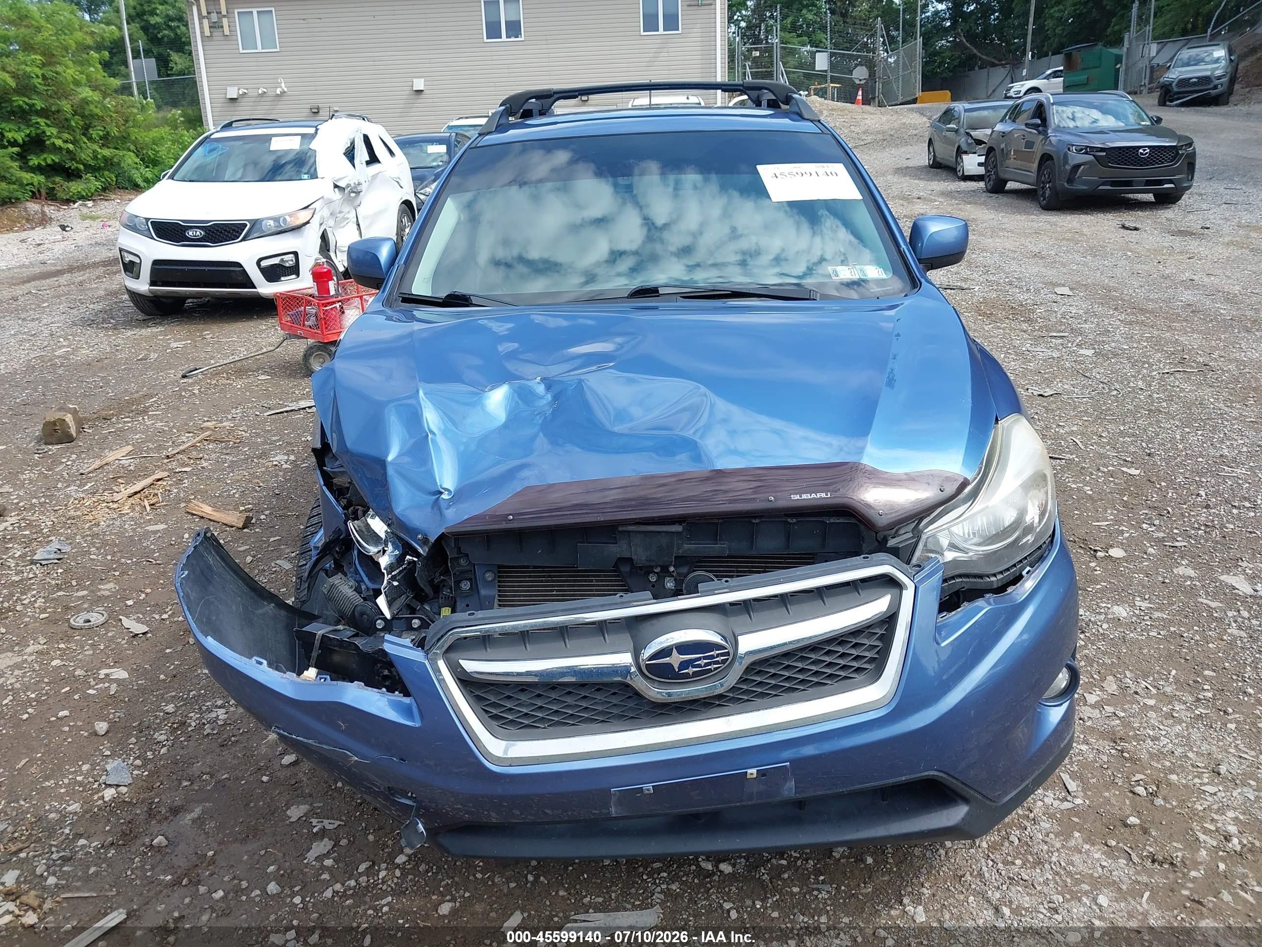 2014 Subaru Xv Crosstrek 2.0i Limited Blue vin: JF2GPAGC2E8256604