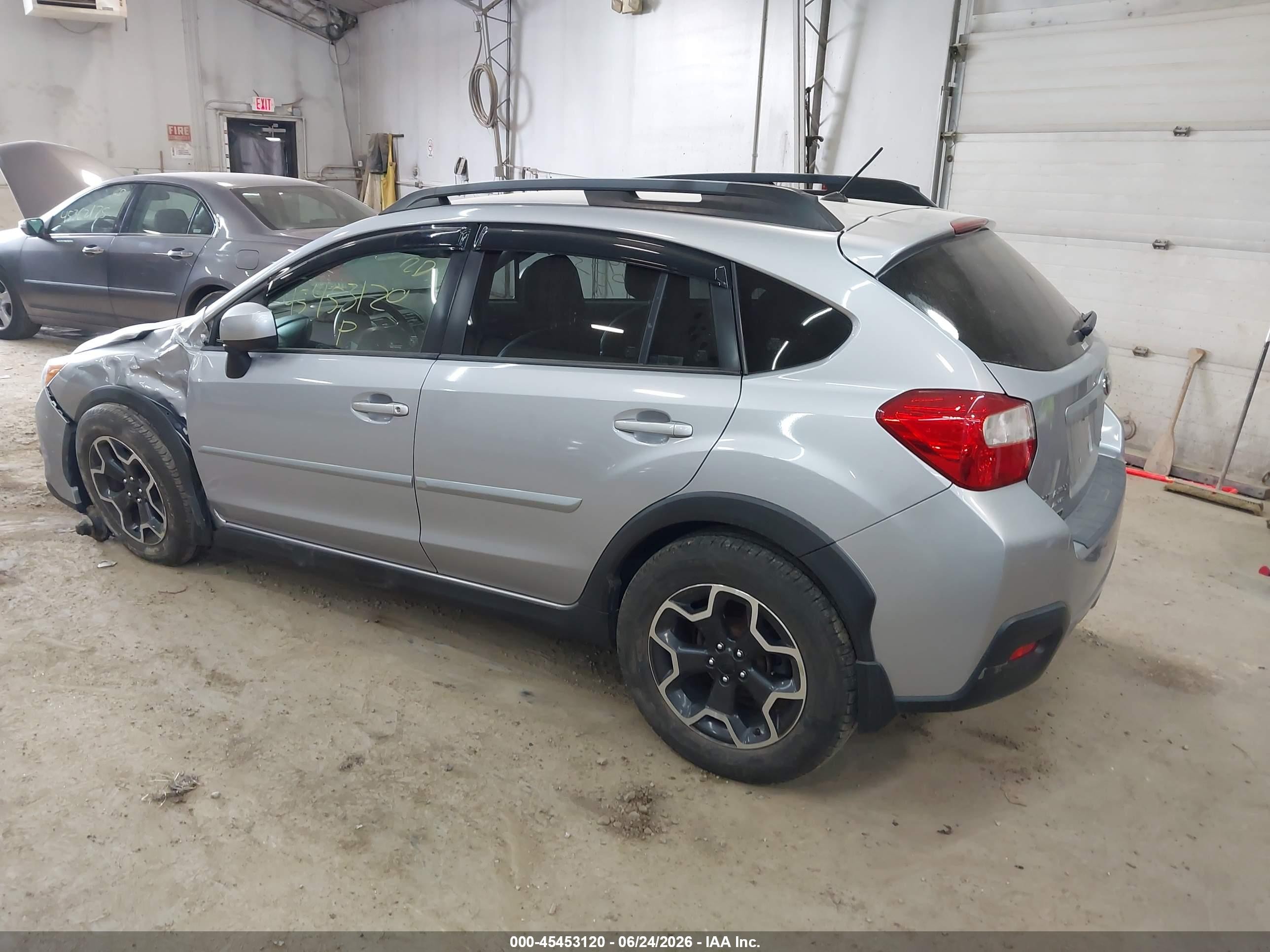 2014 Subaru Xv Crosstrek 2.0i Limited Серебряный vin: JF2GPAGC4E8233924