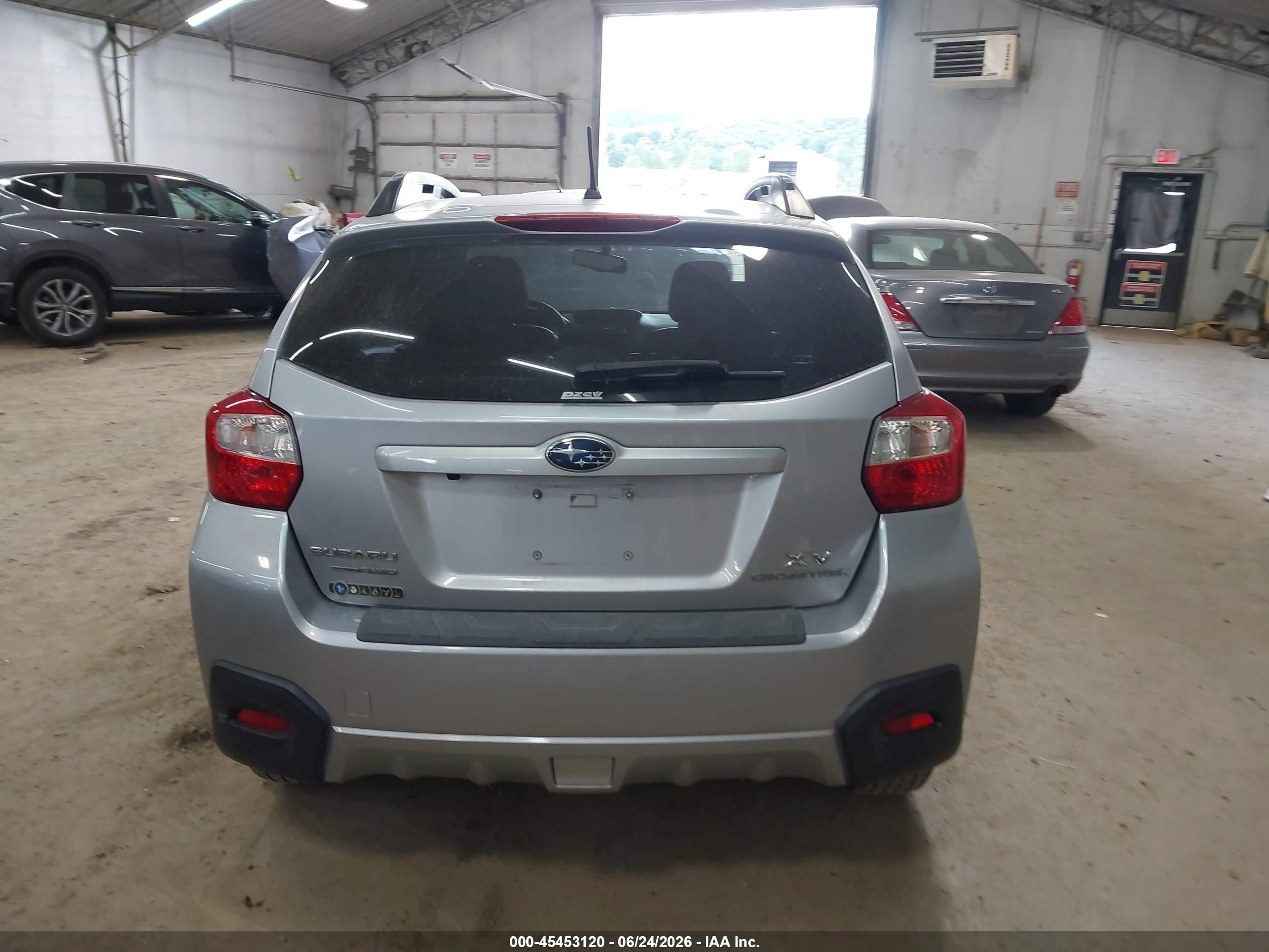 2014 Subaru Xv Crosstrek 2.0i Limited Серебряный vin: JF2GPAGC4E8233924