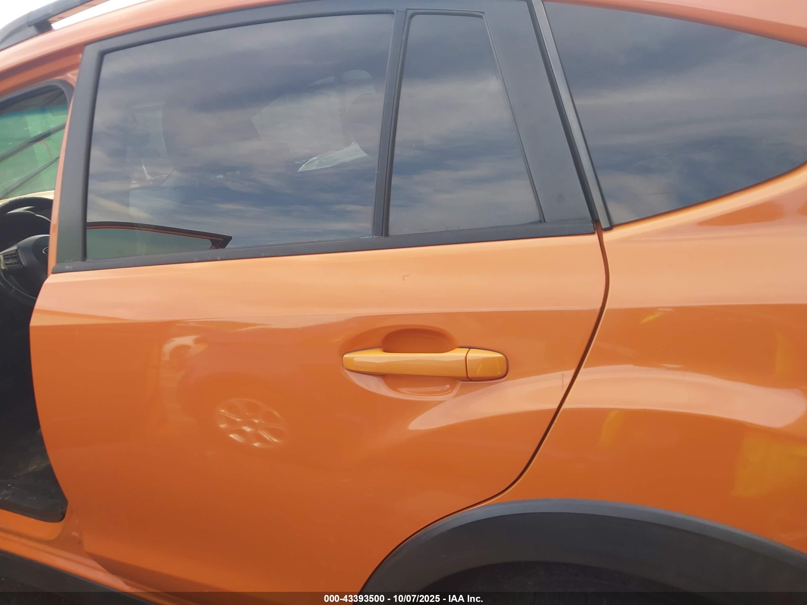 2014 Subaru Xv Crosstrek 2.0i Limited Orange vin: JF2GPAGC5E8285921