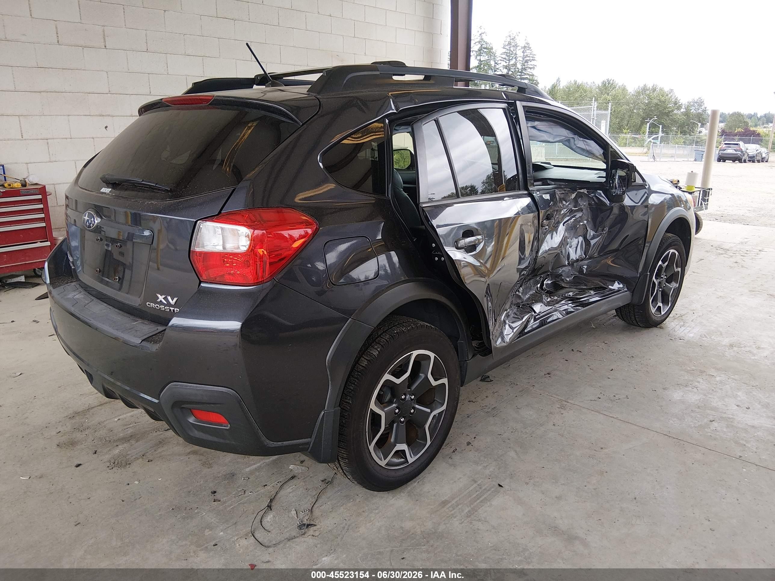2014 Subaru Xv Crosstrek 2.0i Limited Gray vin: JF2GPAGC5EH341789