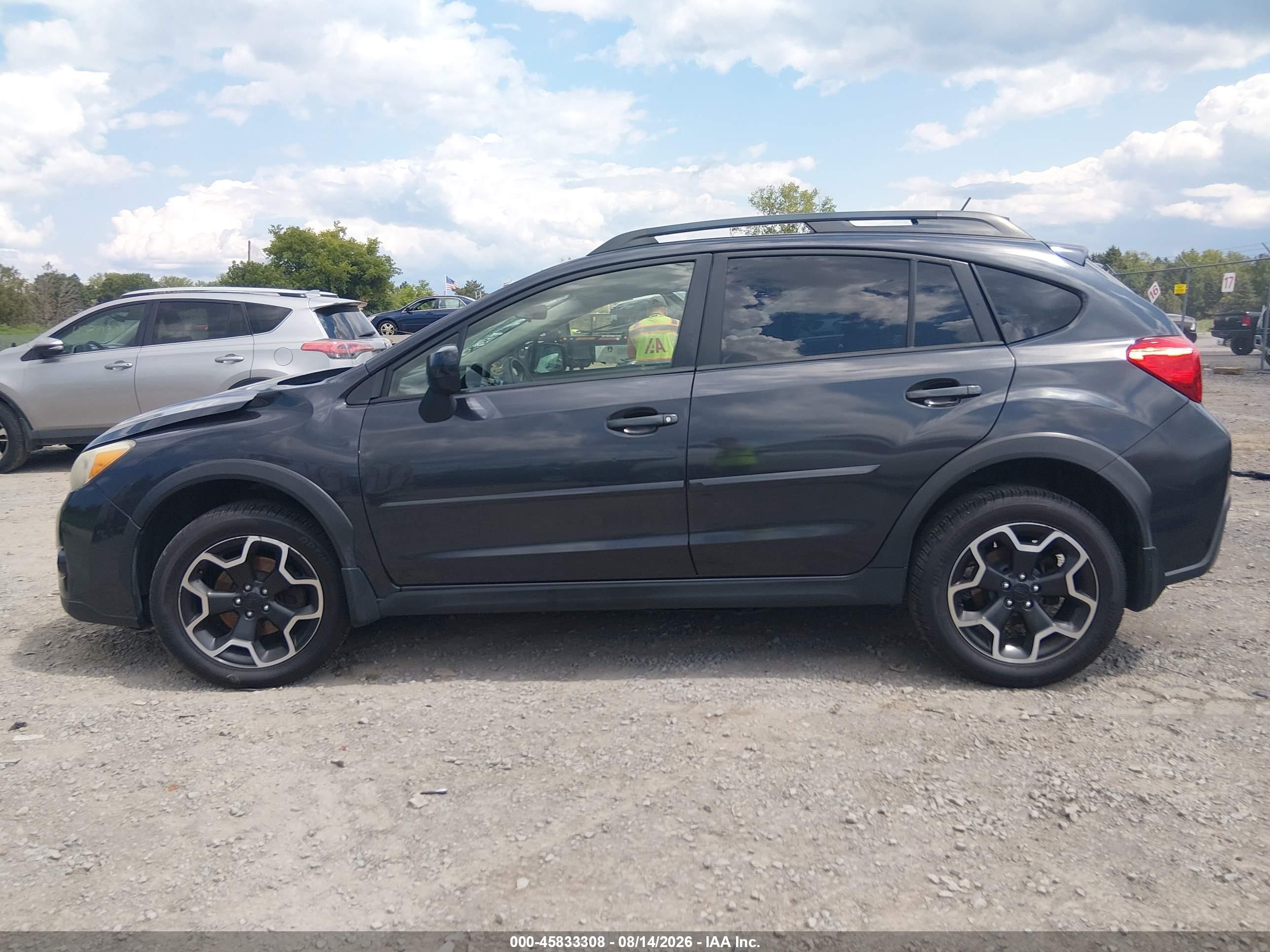 2014 Subaru Xv Crosstrek 2.0i Limited Gray vin: JF2GPAGC7E8204336