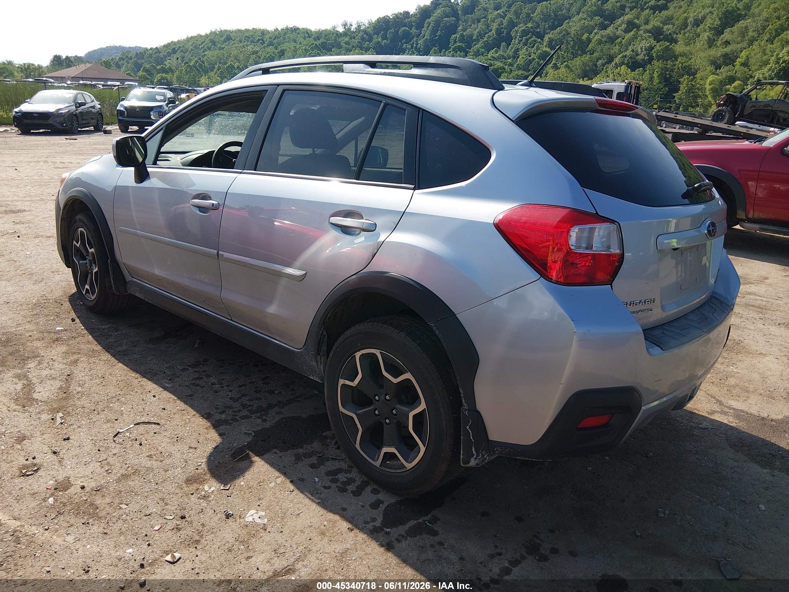 2014 Subaru Xv Crosstrek 2.0i Limited Silver vin: JF2GPAGC8E8287324