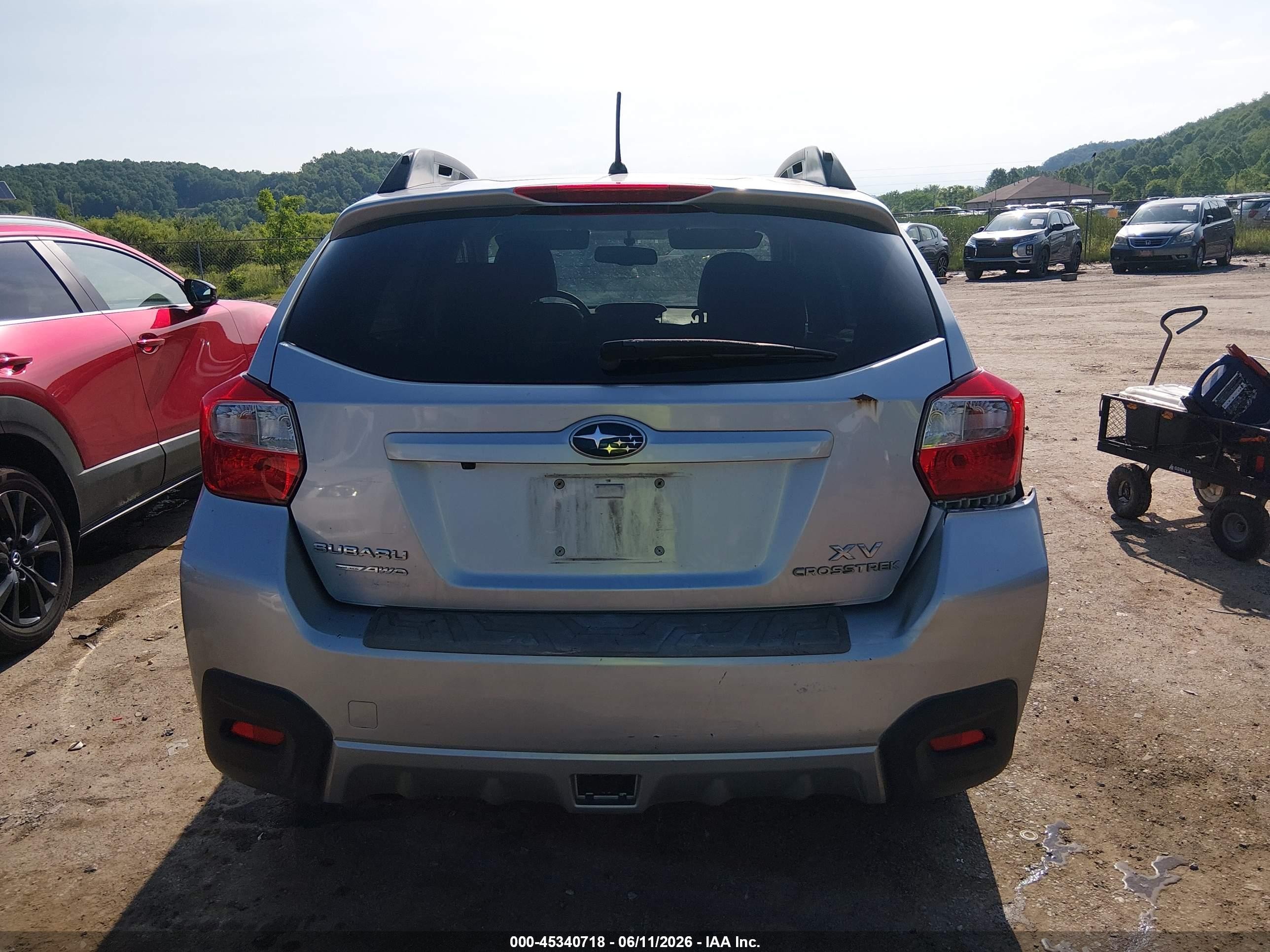 2014 Subaru Xv Crosstrek 2.0i Limited Silver vin: JF2GPAGC8E8287324