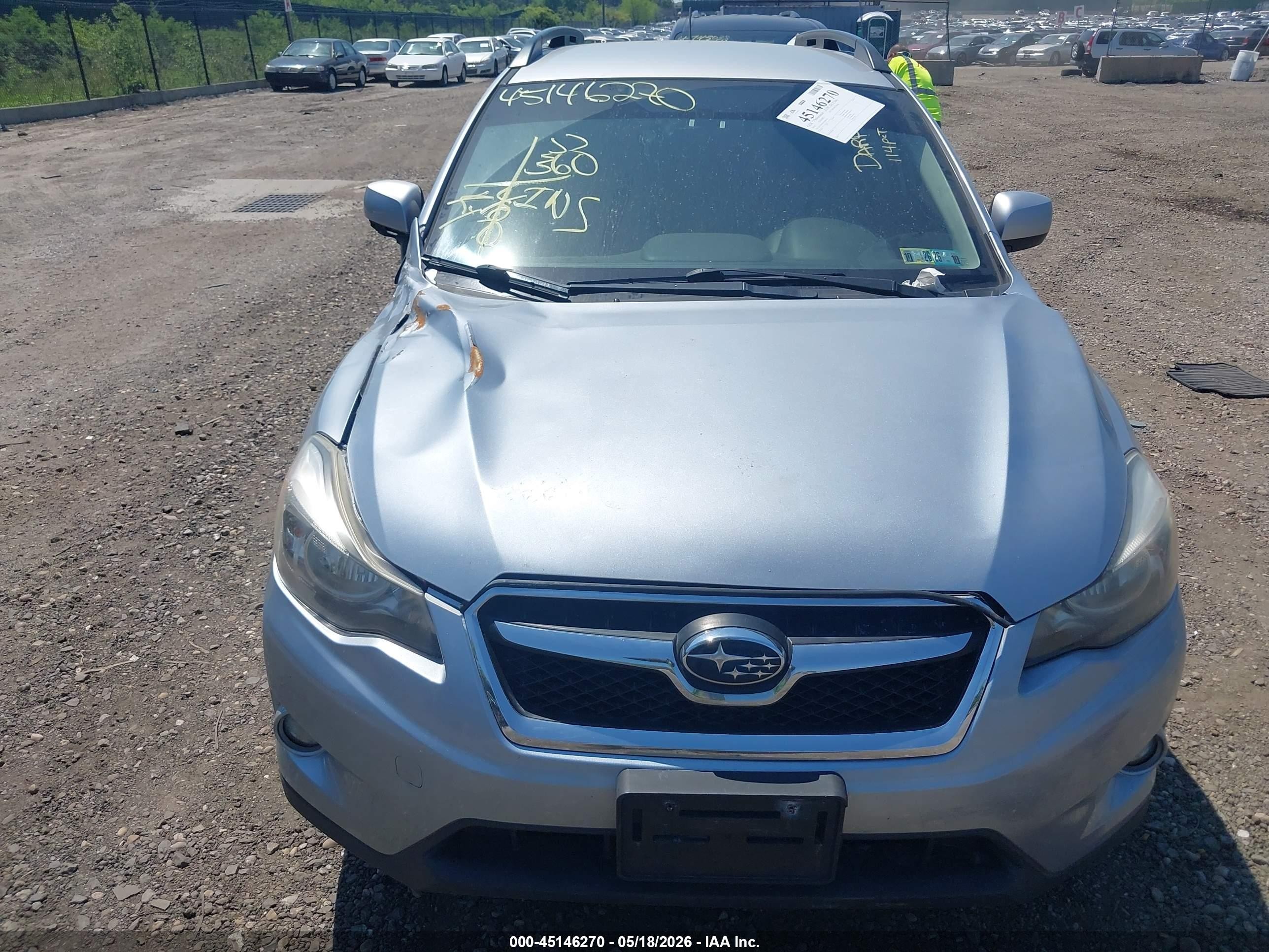 2014 Subaru Xv Crosstrek 2.0i Limited Silver vin: JF2GPAGC9E8280334