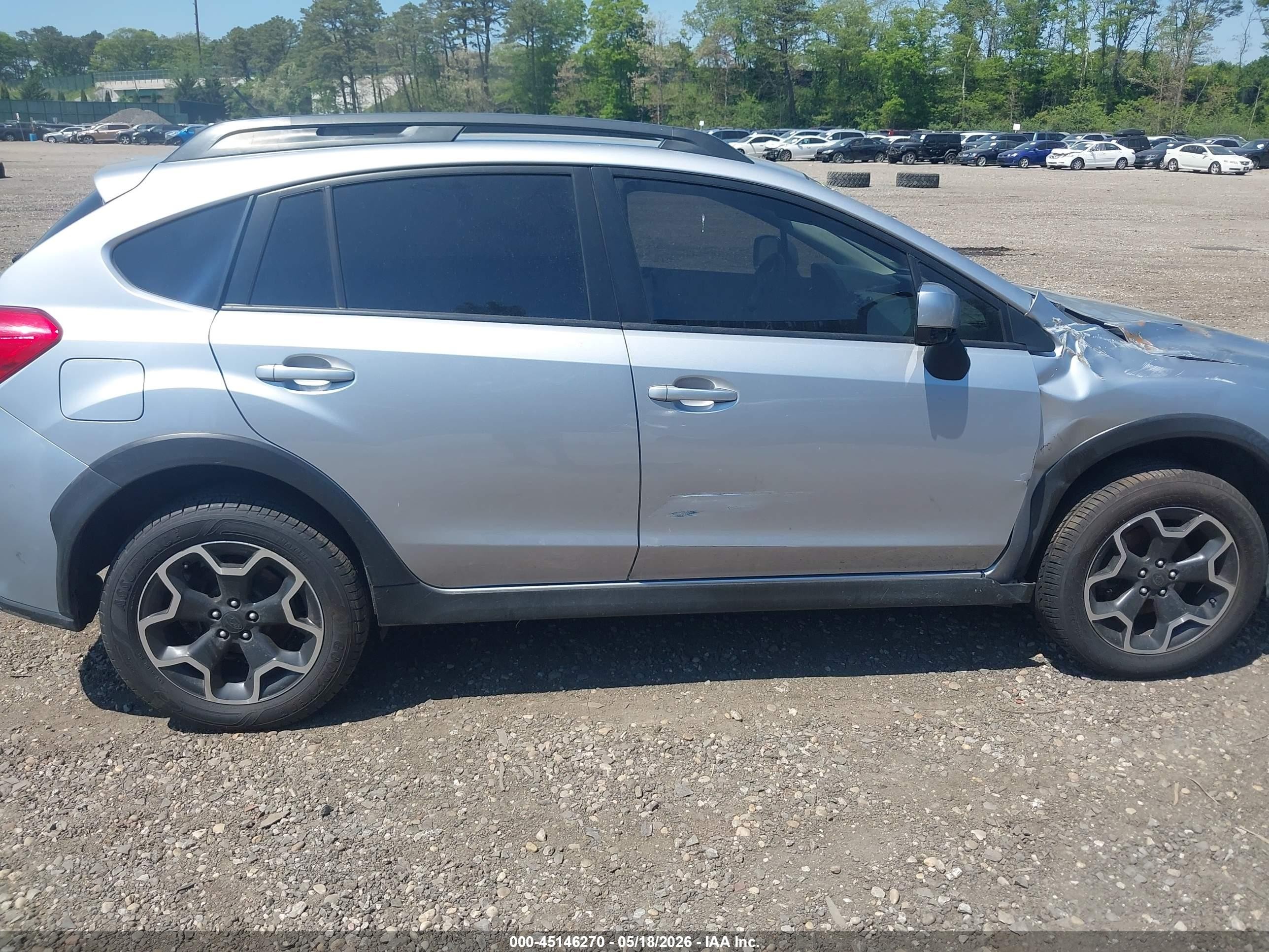 2014 Subaru Xv Crosstrek 2.0i Limited Silver vin: JF2GPAGC9E8280334