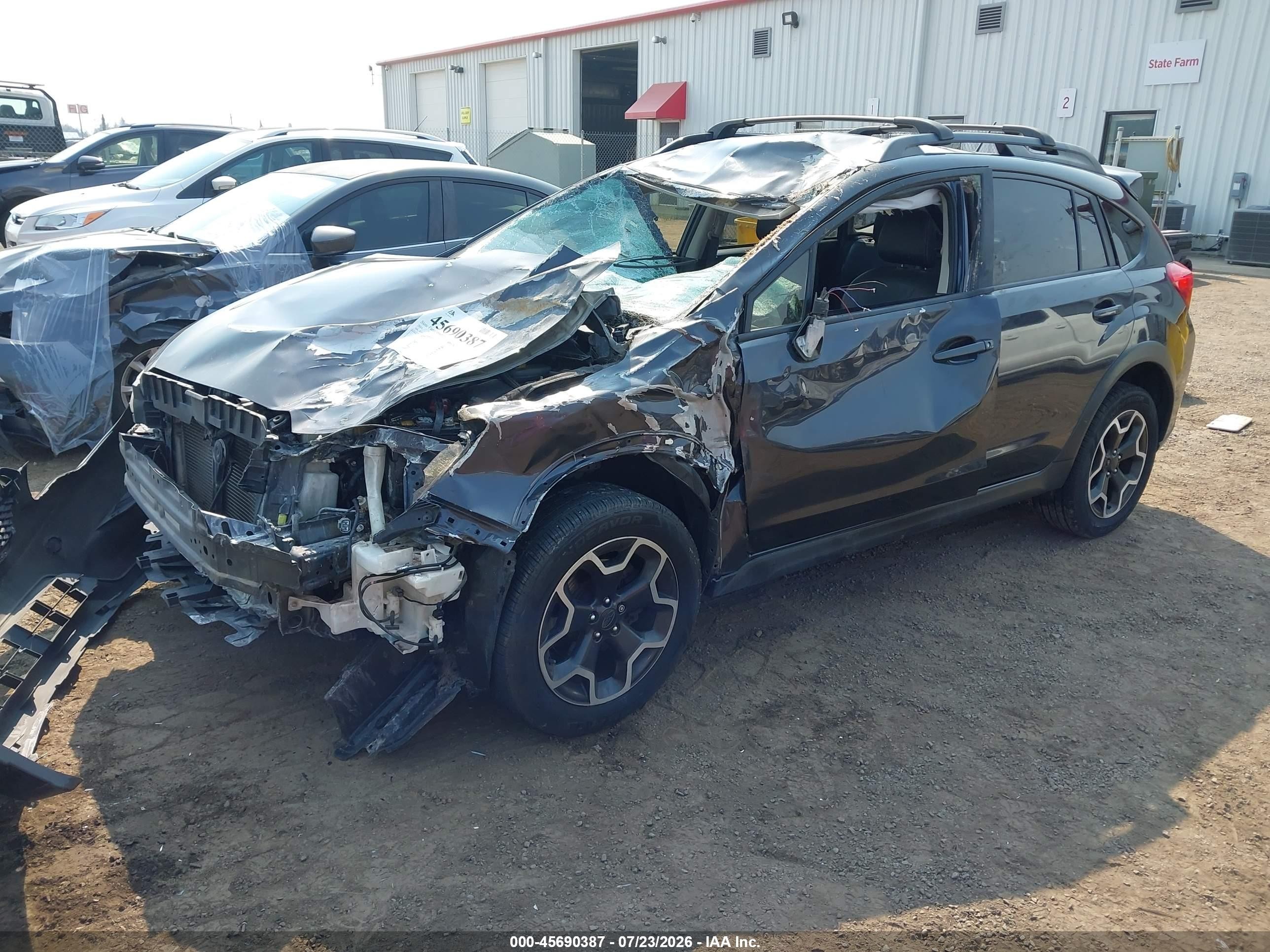 2014 Subaru Xv Crosstrek 2.0i Limited Dark Blue vin: JF2GPAGC9E8325546