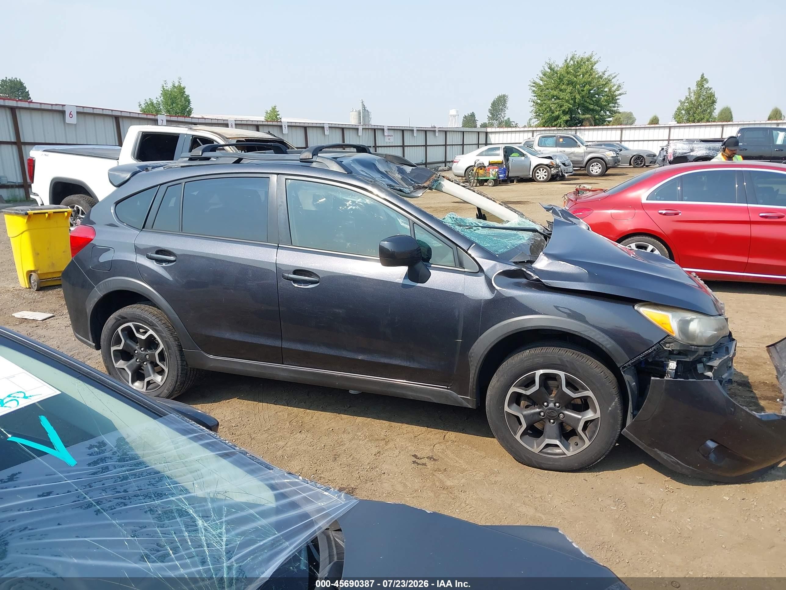 2014 Subaru Xv Crosstrek 2.0i Limited Dark Blue vin: JF2GPAGC9E8325546