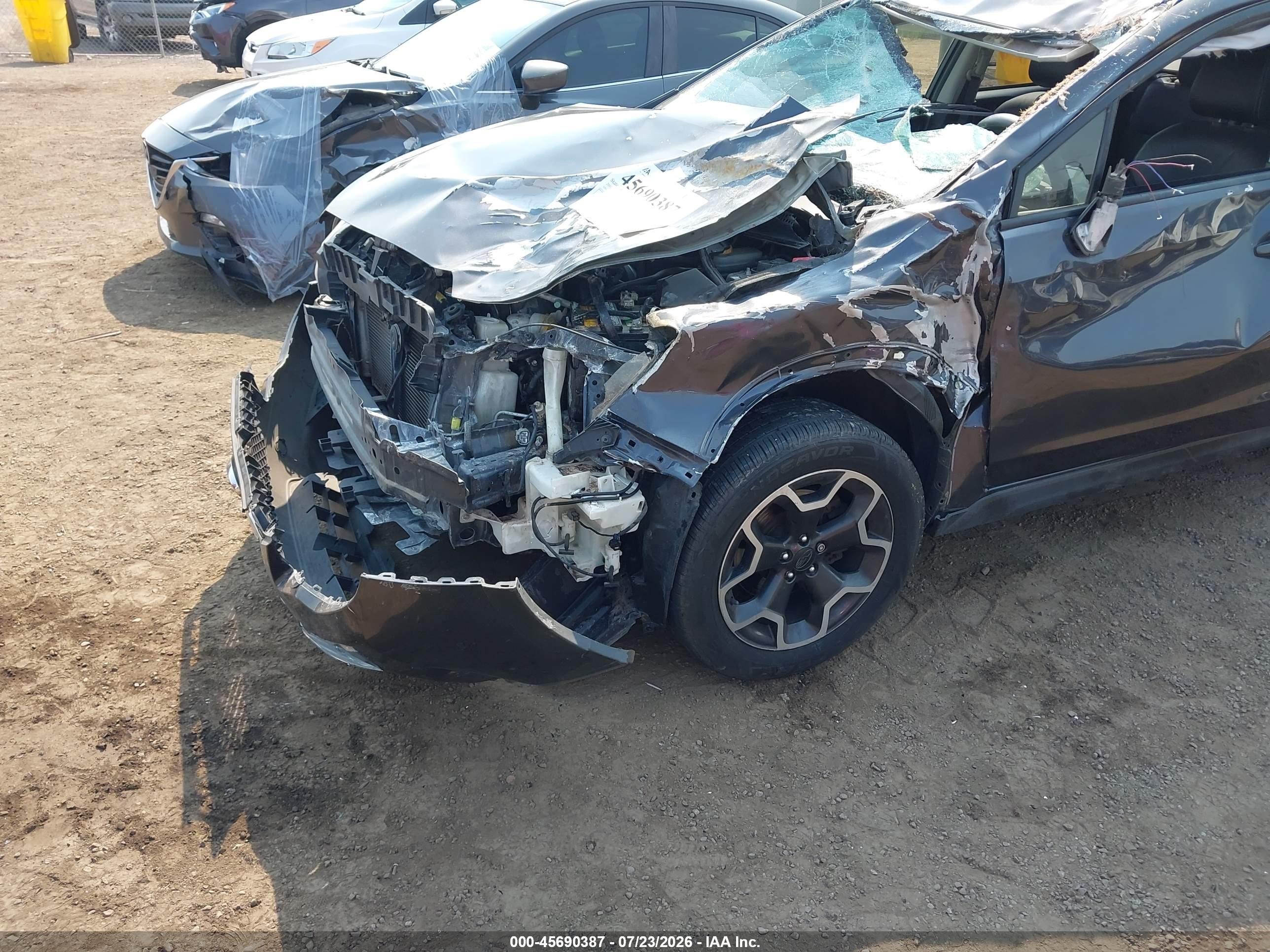 2014 Subaru Xv Crosstrek 2.0i Limited Dark Blue vin: JF2GPAGC9E8325546