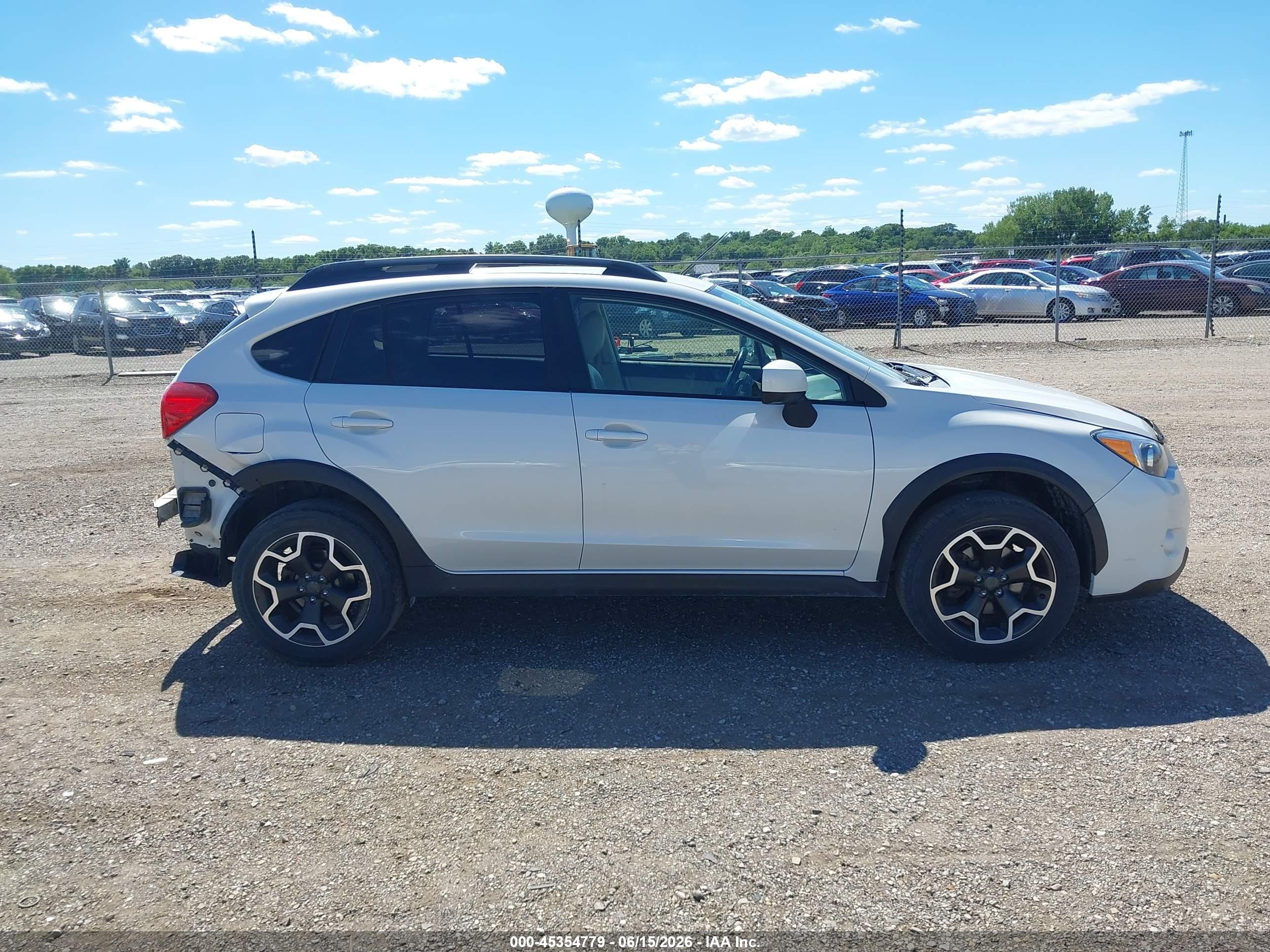 2013 Subaru Xv Crosstrek 2.0i Limited White vin: JF2GPAGCXD2834370