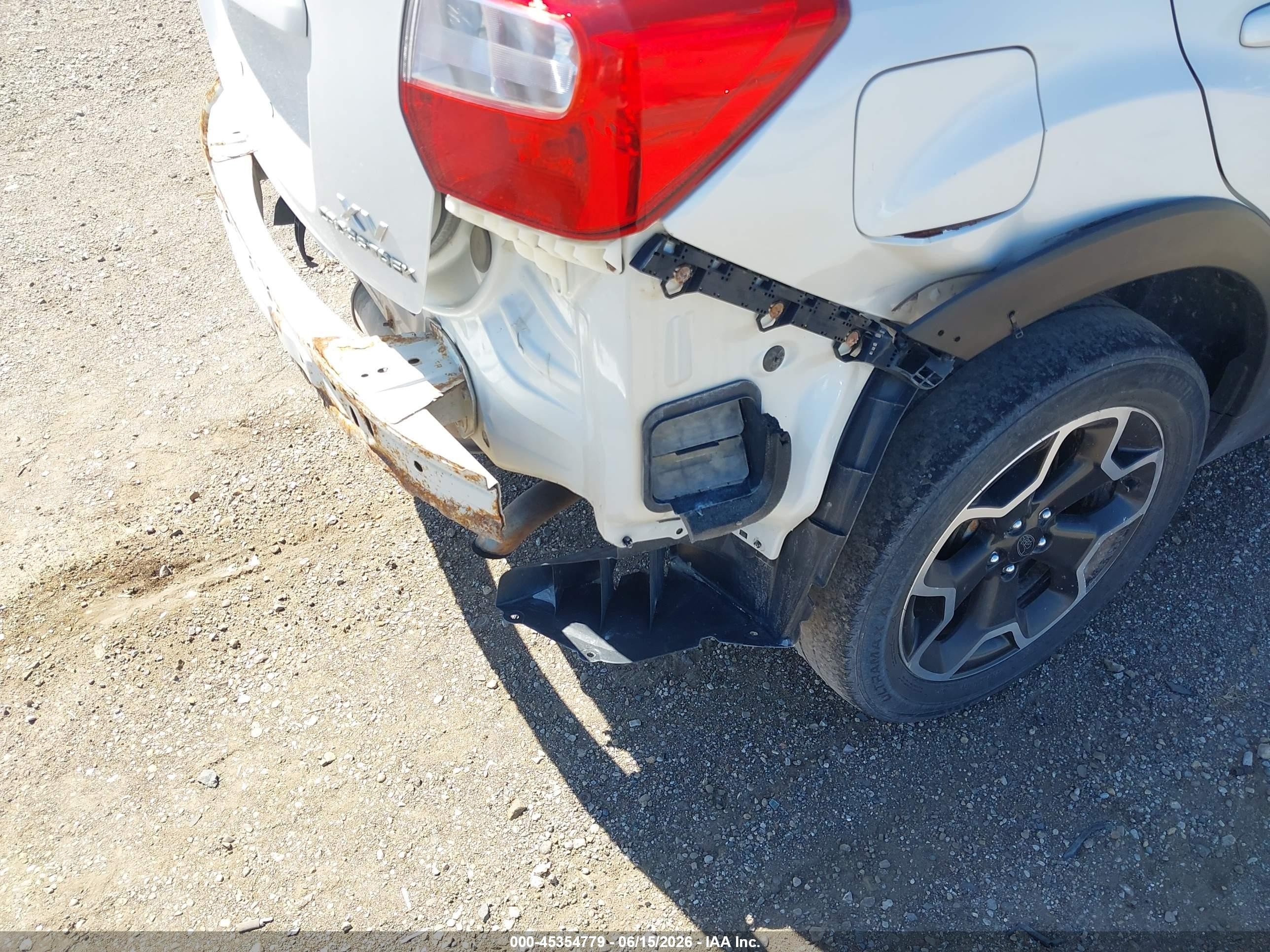 2013 Subaru Xv Crosstrek 2.0i Limited White vin: JF2GPAGCXD2834370