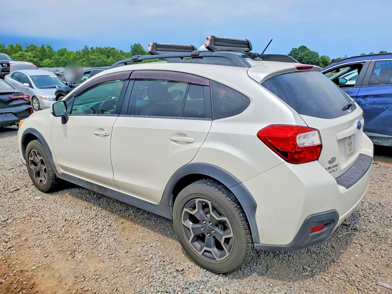 2014 Subaru Crosstrek White vin: JF2GPAGCXE8247908