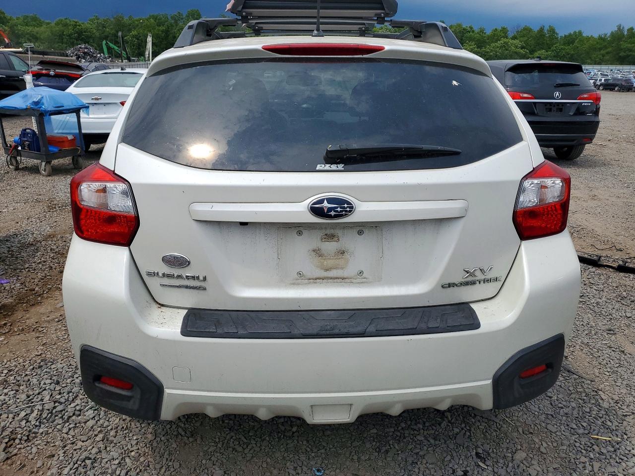 2014 Subaru Crosstrek White vin: JF2GPAGCXE8247908