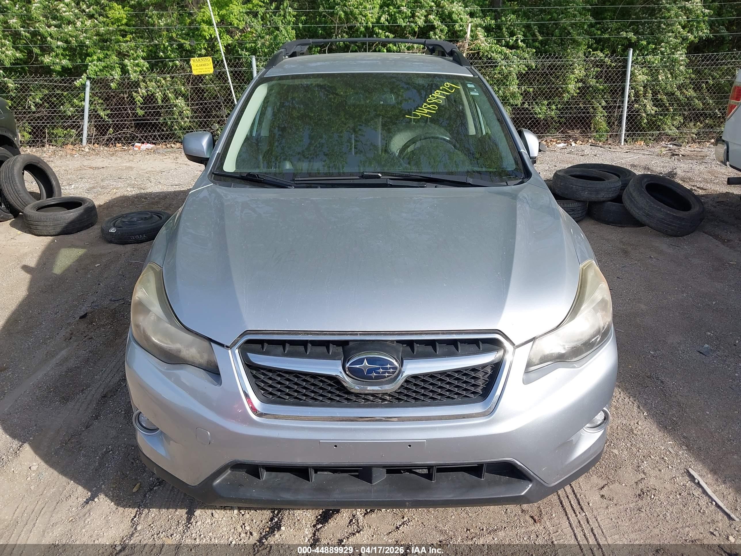 2014 Subaru Xv Crosstrek 2.0i Limited Silver vin: JF2GPAGCXE8248315
