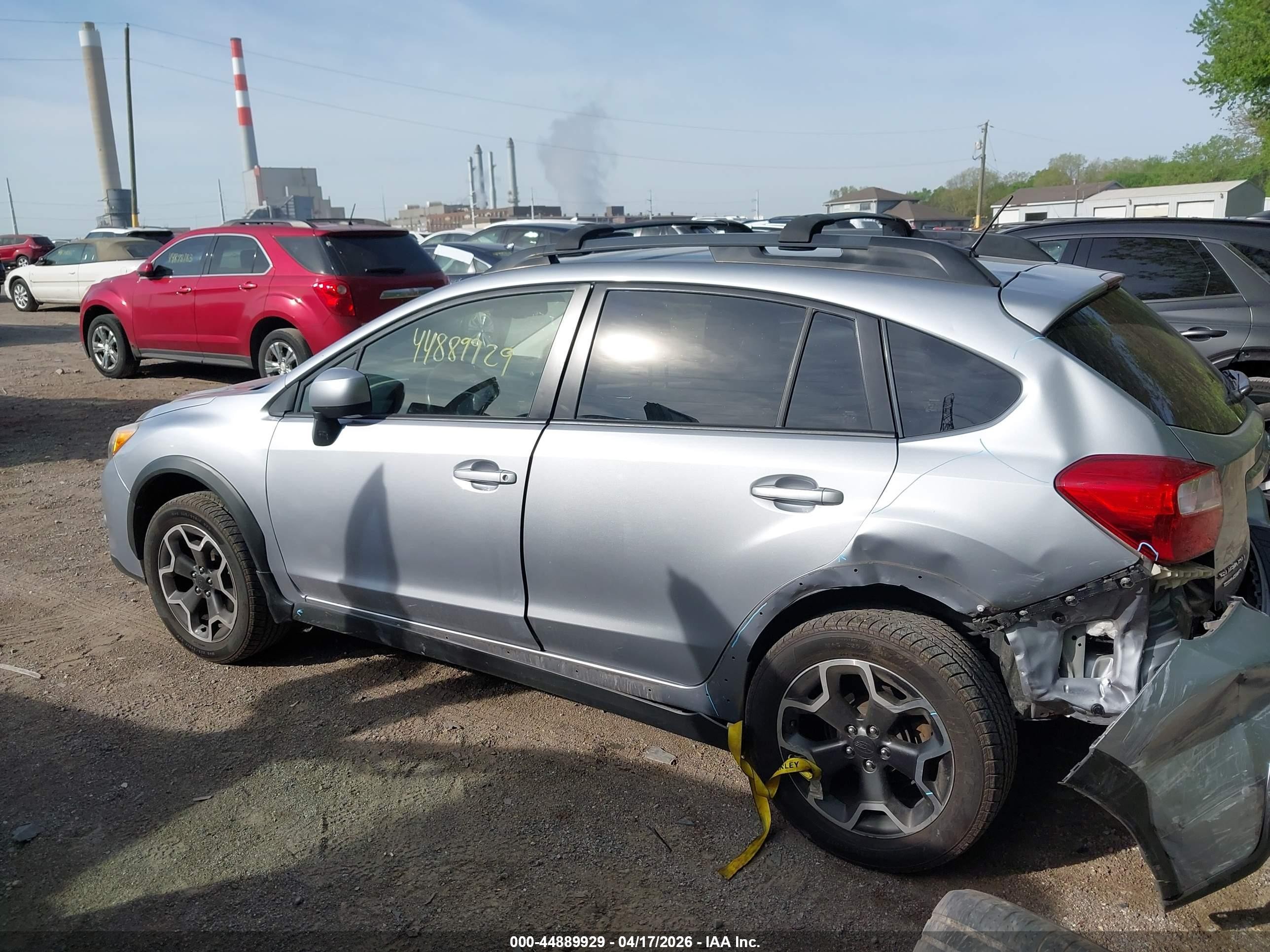 2014 Subaru Xv Crosstrek 2.0i Limited Silver vin: JF2GPAGCXE8248315