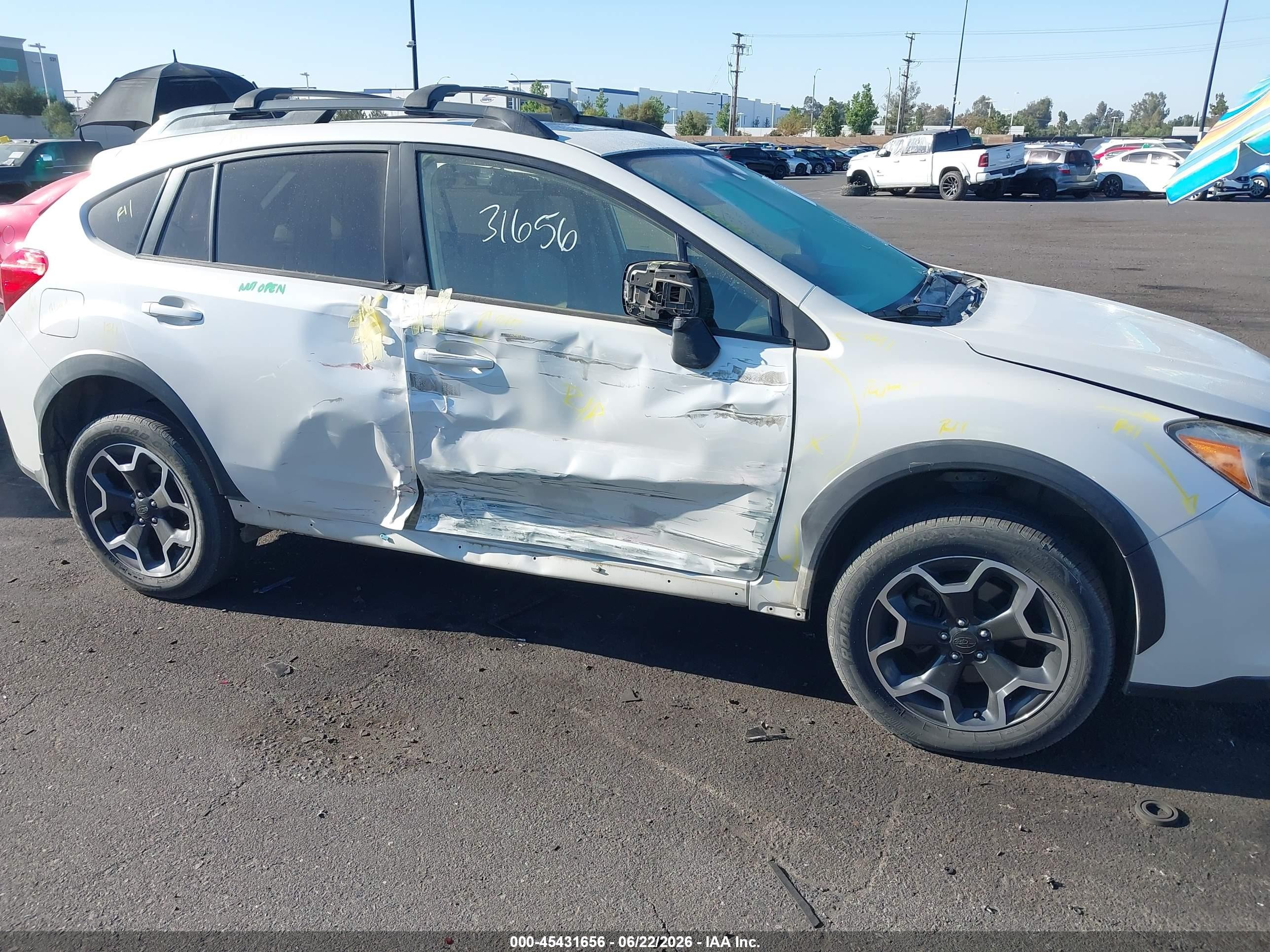 2013 Subaru Xv Crosstrek 2.0i Limited White vin: JF2GPAKC1D2858905