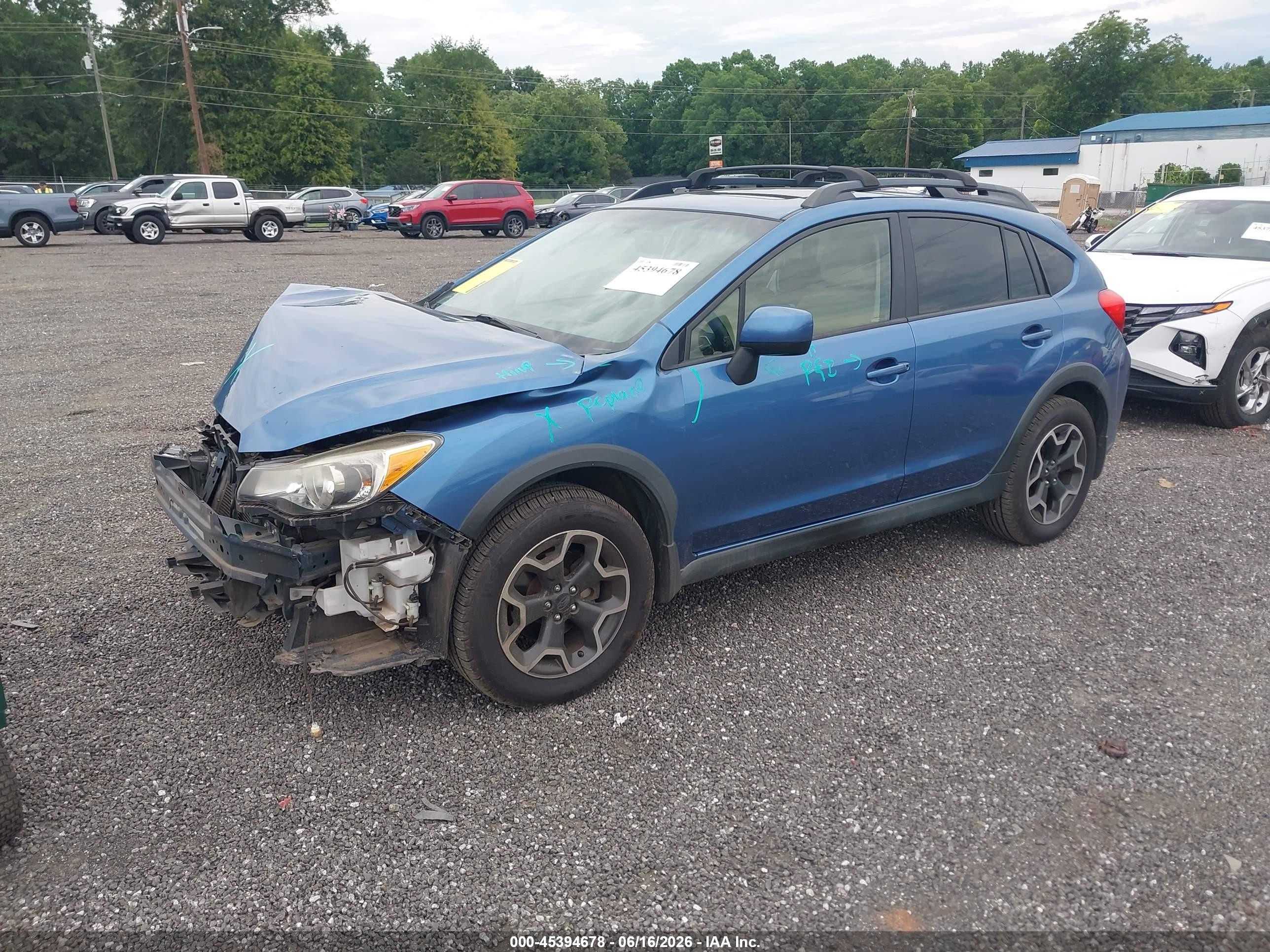 2014 Subaru Xv Crosstrek 2.0i Limited Blue vin: JF2GPAKC1E8259856