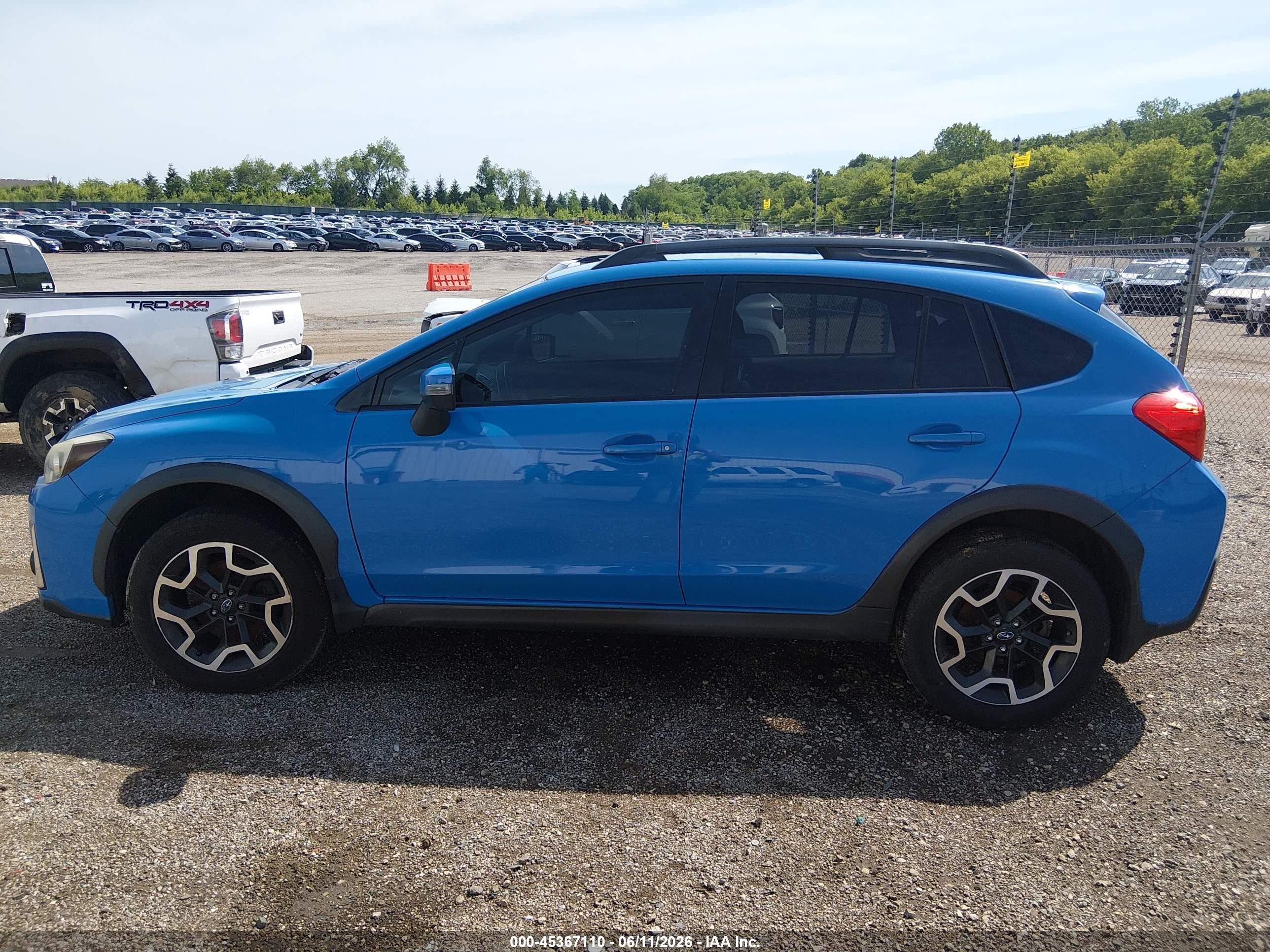 2016 Subaru Crosstrek 2.0i Limited Синий vin: JF2GPAKC3G8224061