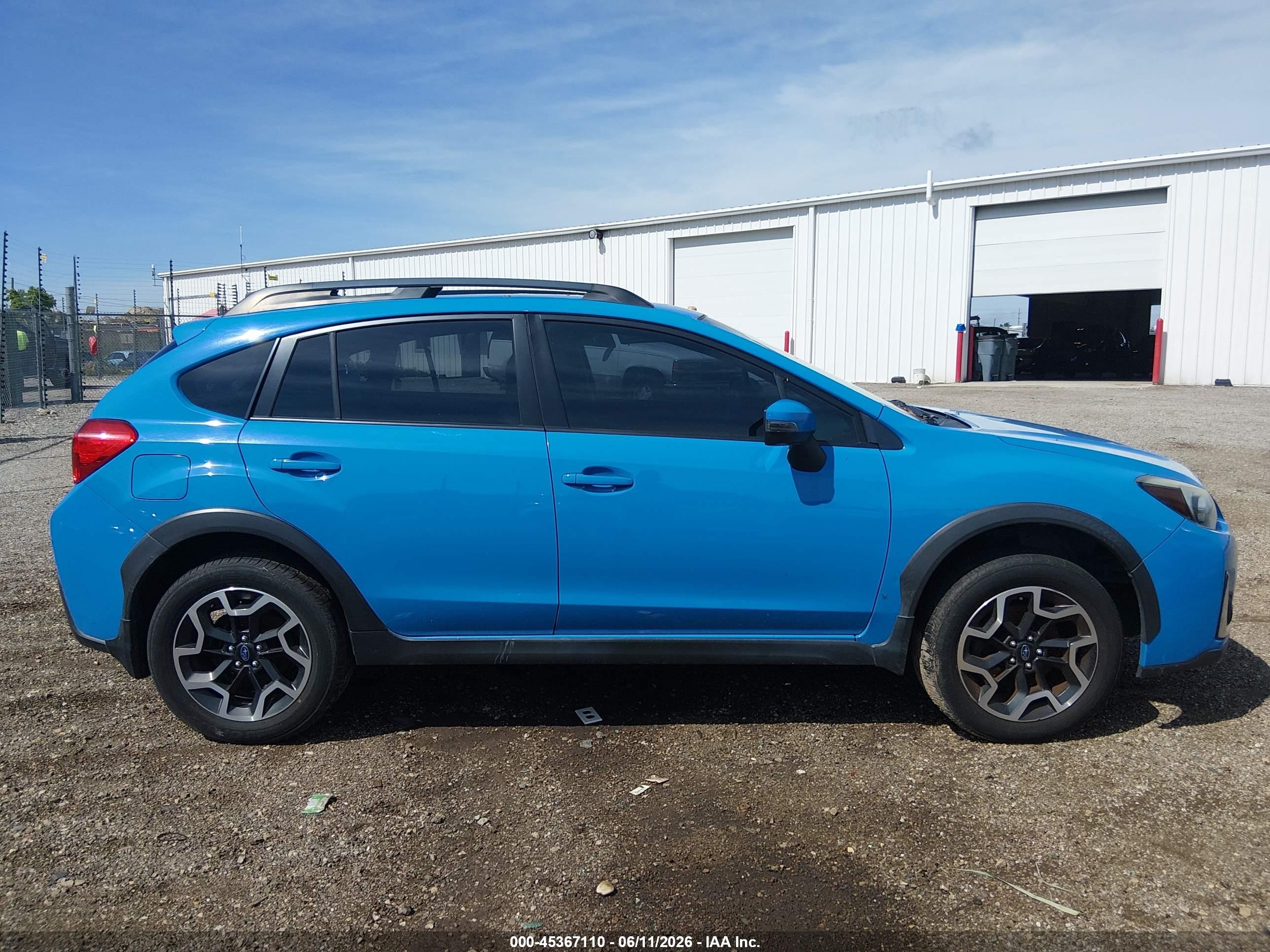 2016 Subaru Crosstrek 2.0i Limited Синий vin: JF2GPAKC3G8224061