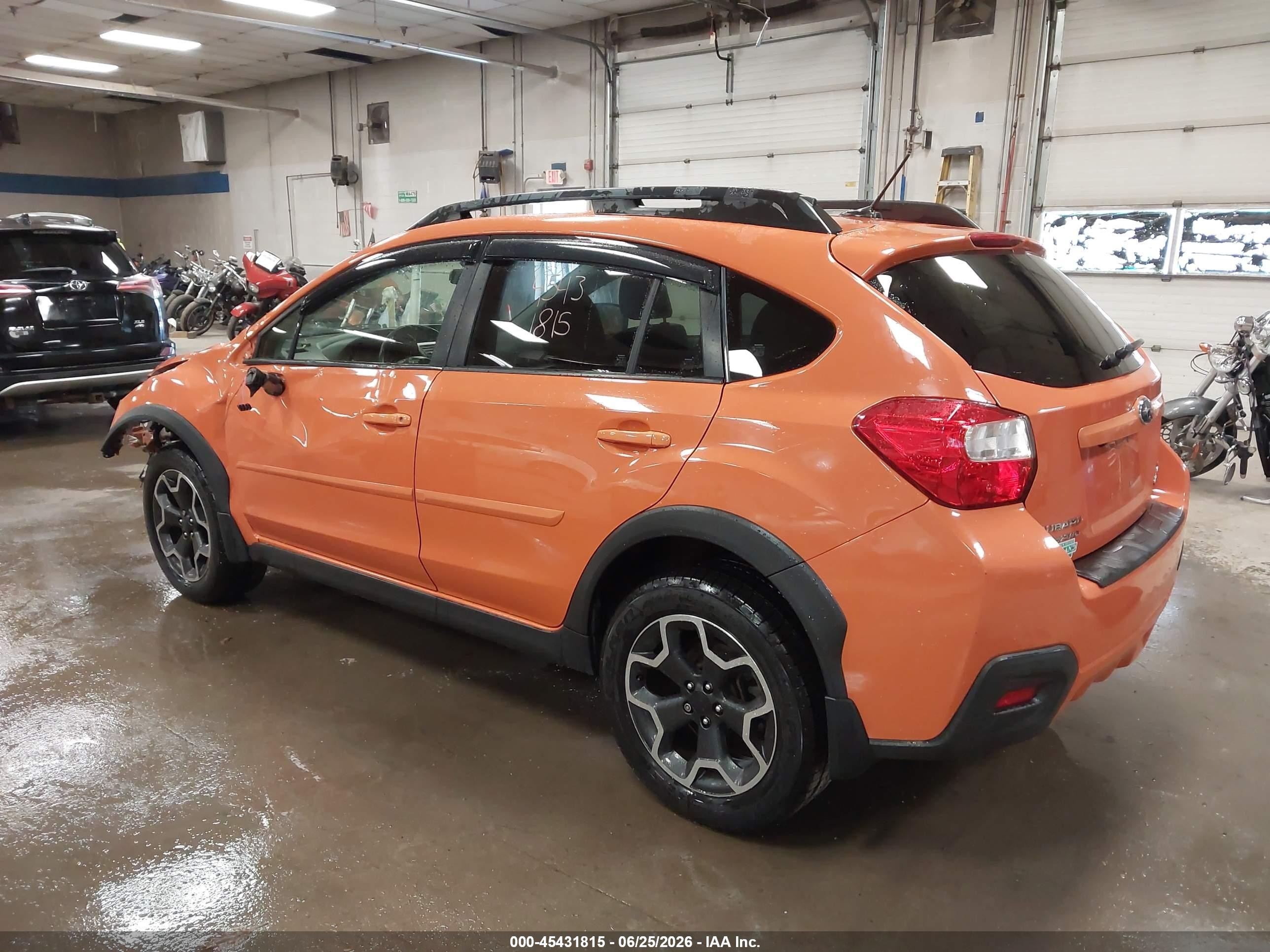2014 Subaru Xv Crosstrek 2.0i Limited Orange vin: JF2GPAKC4E8321752