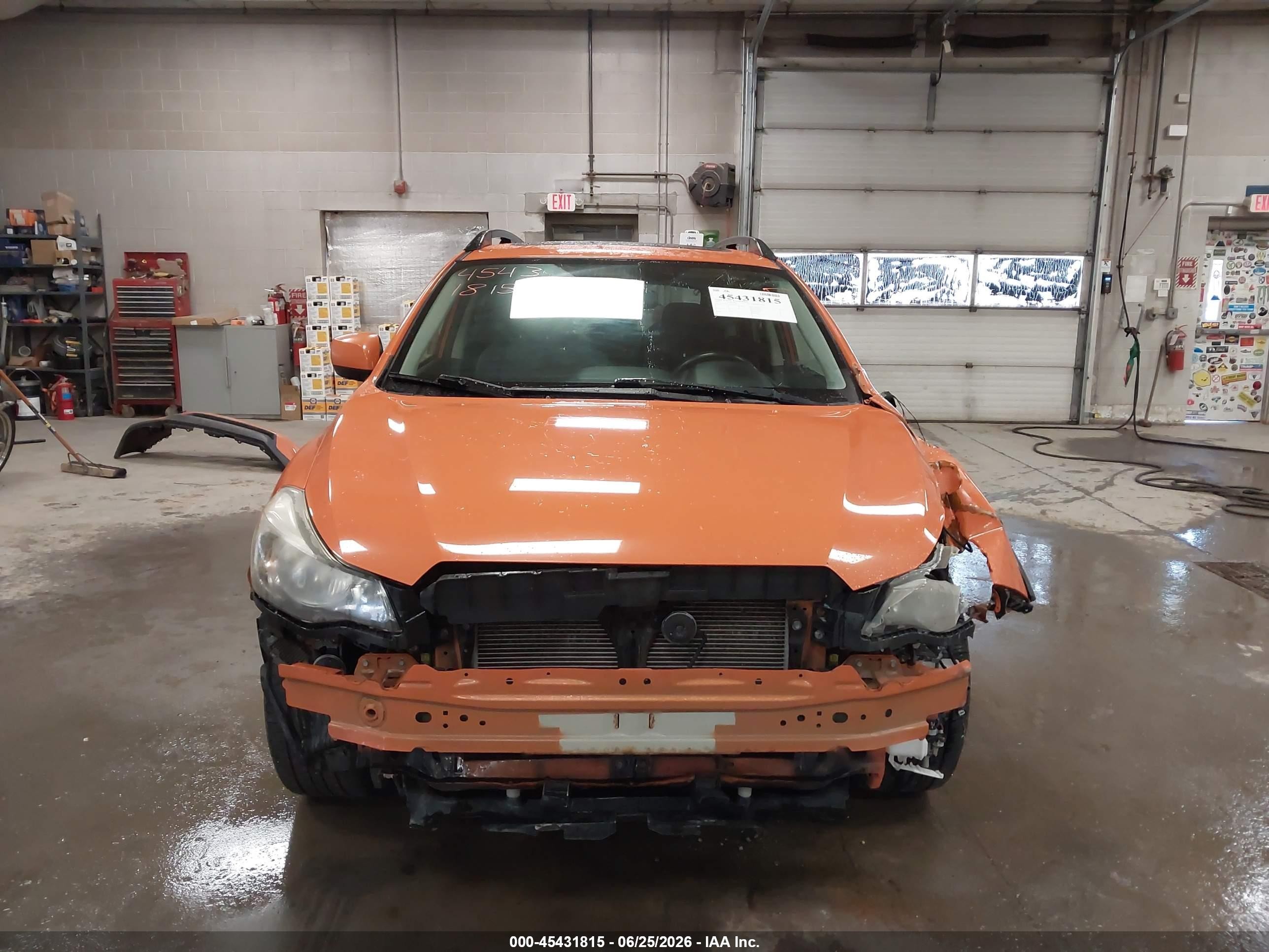 2014 Subaru Xv Crosstrek 2.0i Limited Orange vin: JF2GPAKC4E8321752