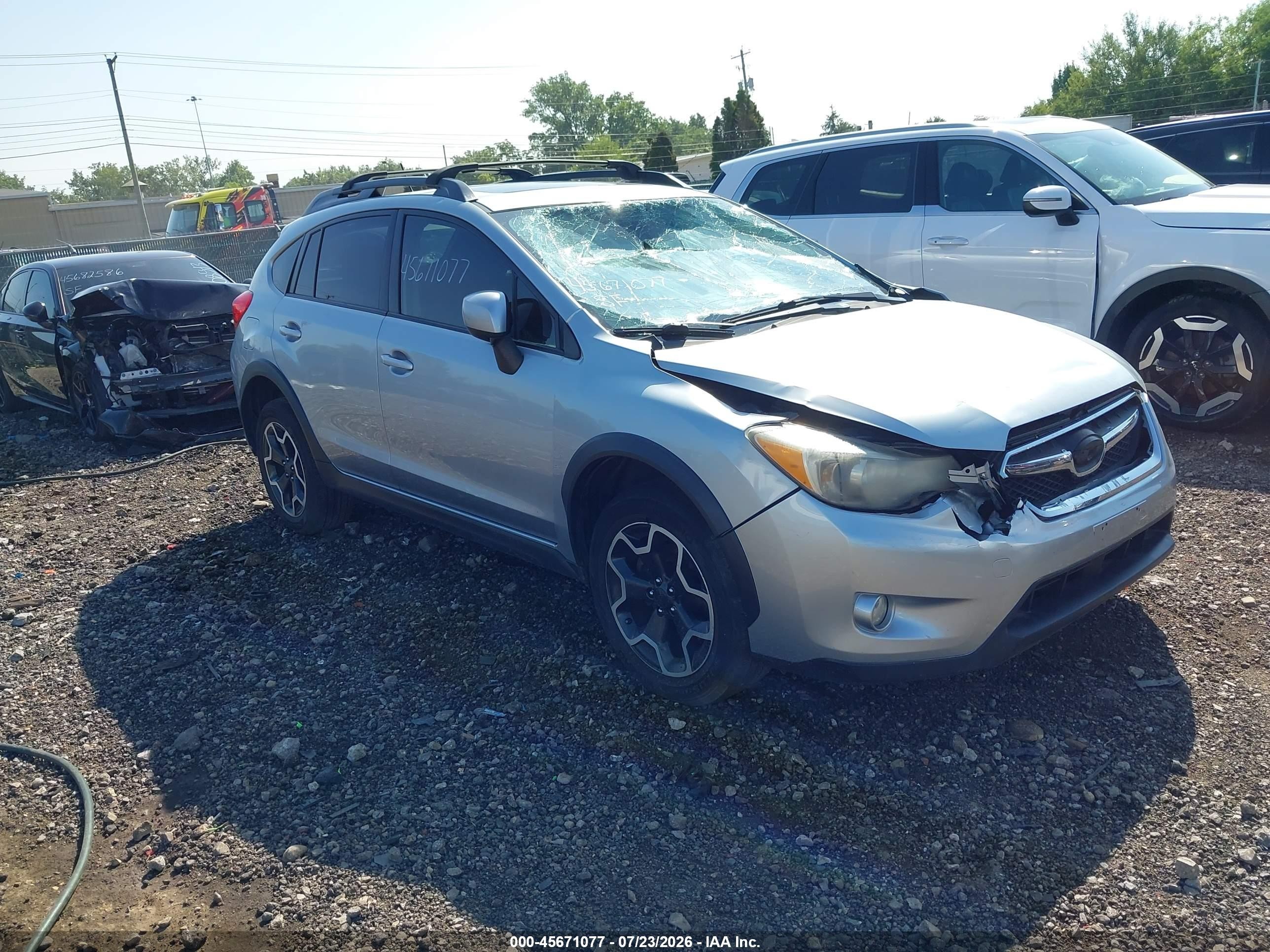 2014 Subaru Xv Crosstrek 2.0i Limited Silver vin: JF2GPAKC4EH345307