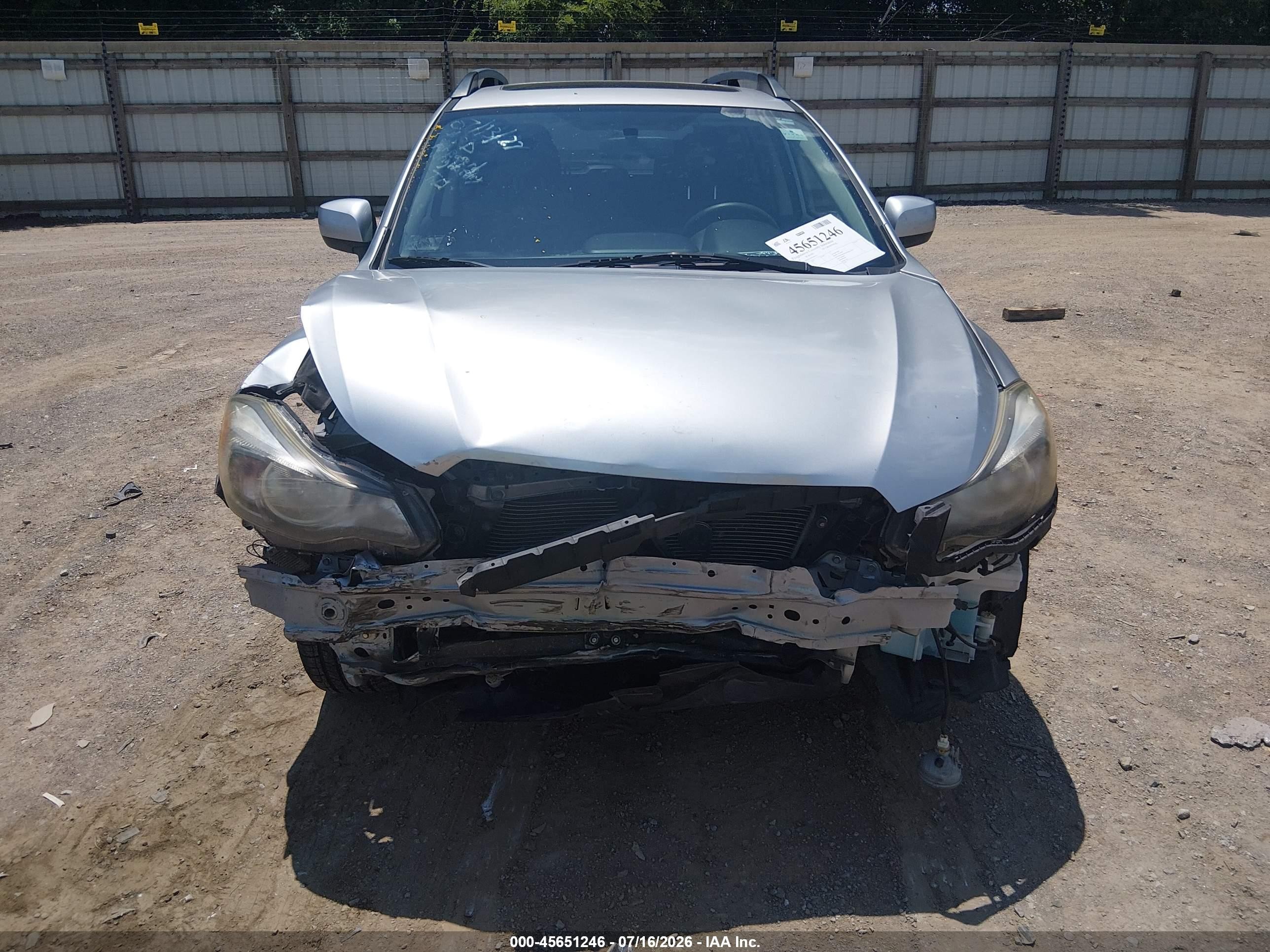 2014 Subaru Xv Crosstrek 2.0i Limited Silver vin: JF2GPAKC5E8249556