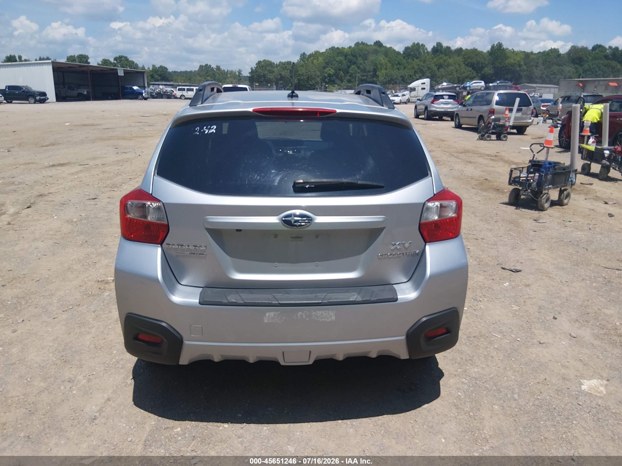 2014 Subaru Xv Crosstrek 2.0i Limited Silver vin: JF2GPAKC5E8249556