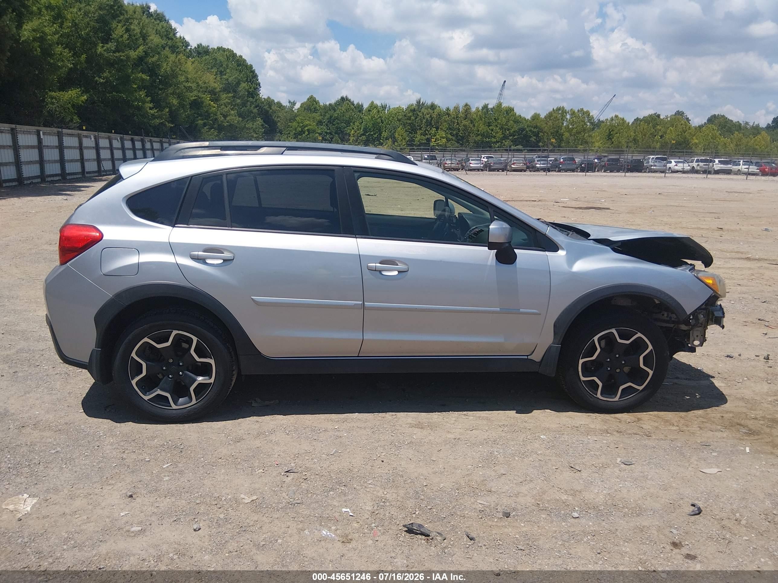 2014 Subaru Xv Crosstrek 2.0i Limited Silver vin: JF2GPAKC5E8249556