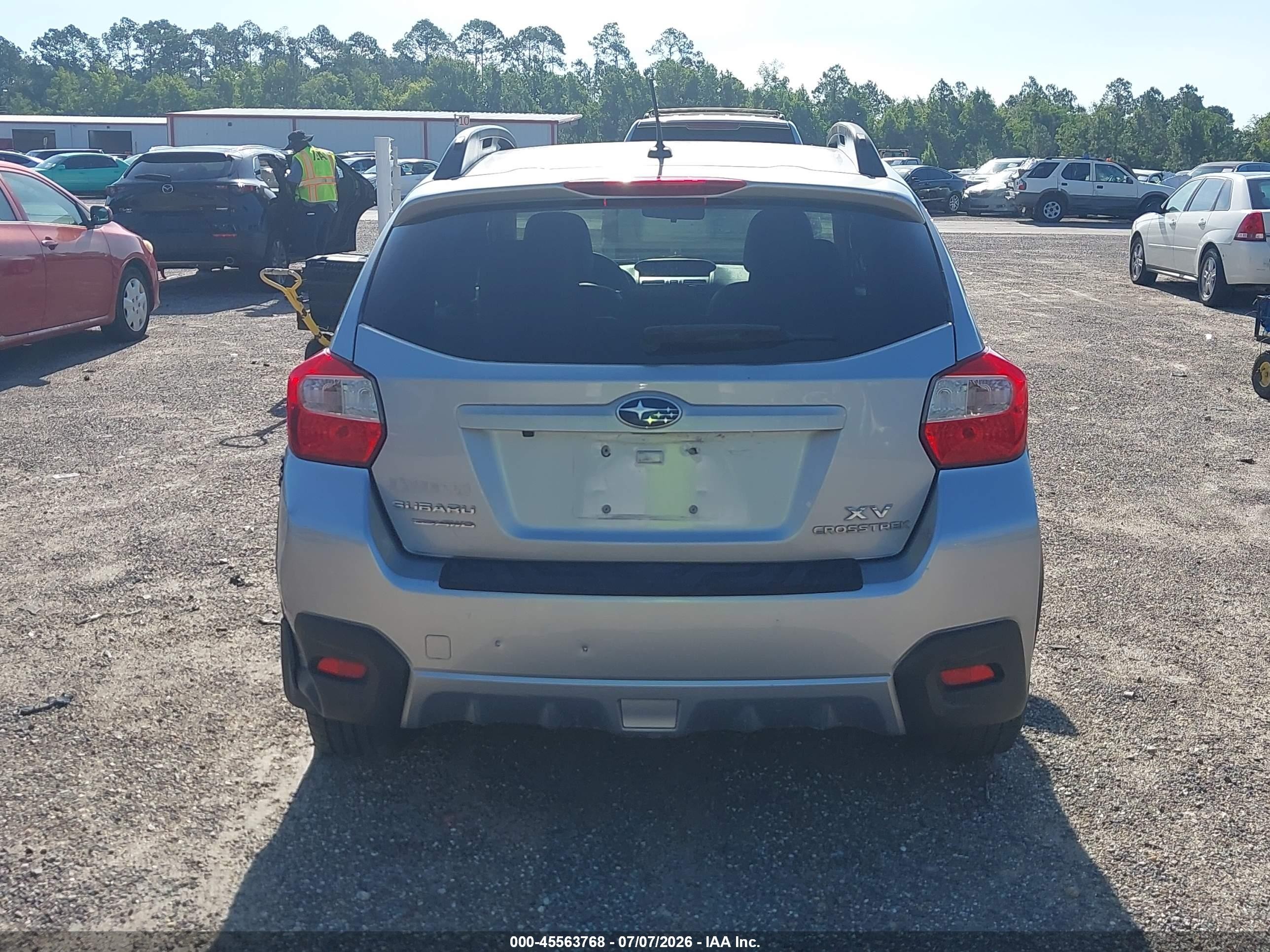 2014 Subaru Xv Crosstrek 2.0i Limited Silver vin: JF2GPAKC6E8321381