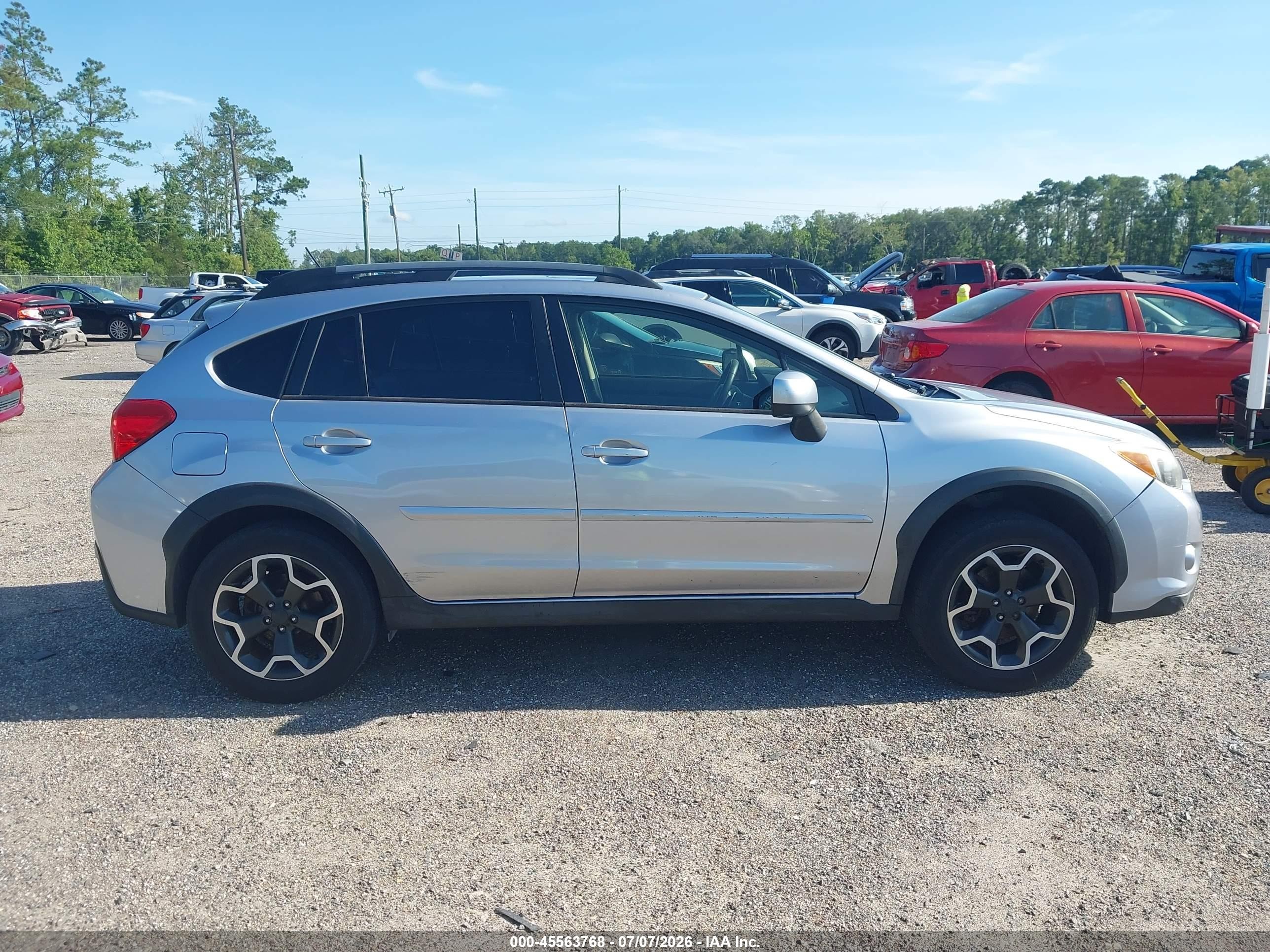2014 Subaru Xv Crosstrek 2.0i Limited Silver vin: JF2GPAKC6E8321381