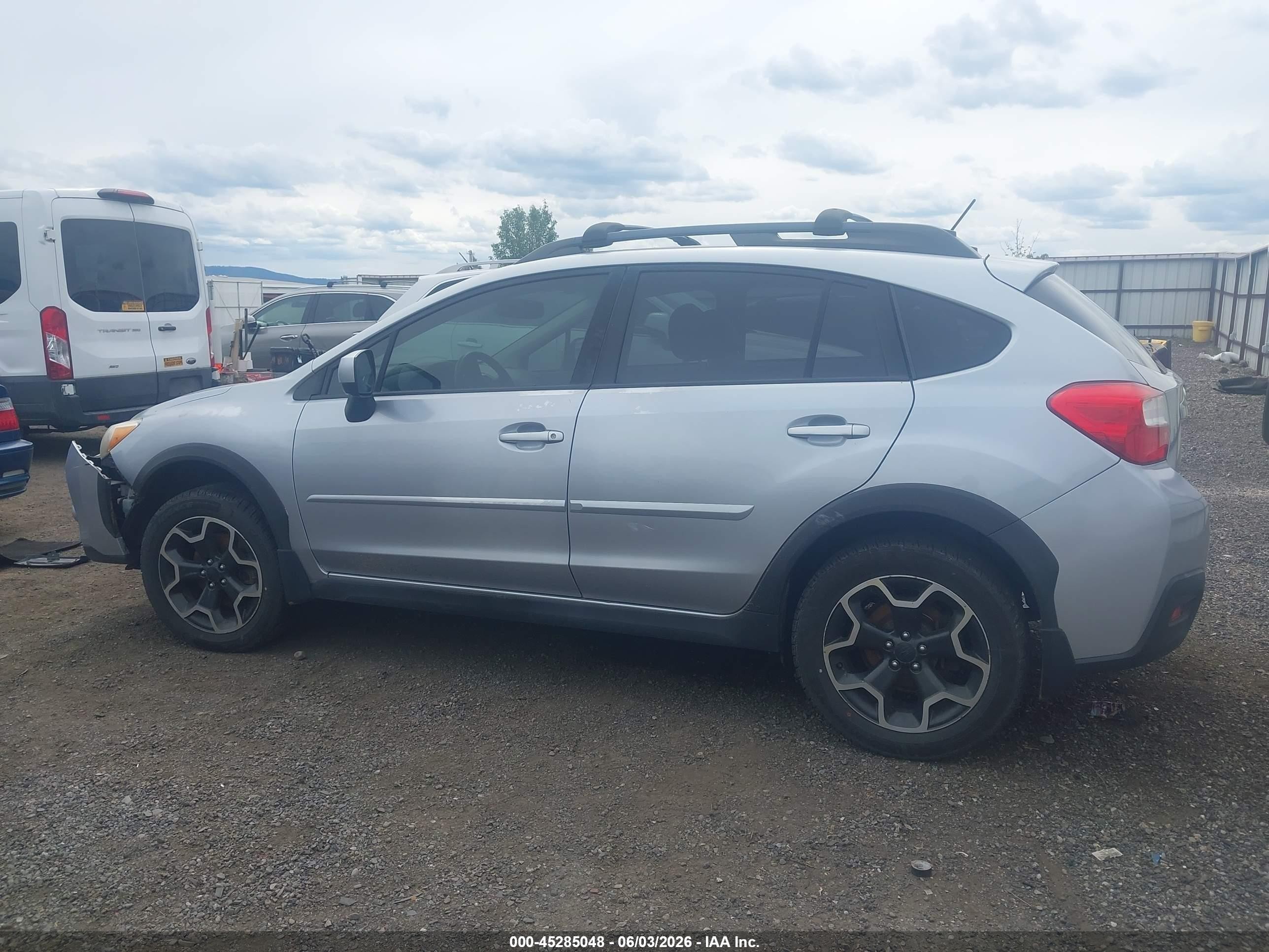 2013 Subaru Xv Crosstrek 2.0i Limited Silver vin: JF2GPAKC7D2886983