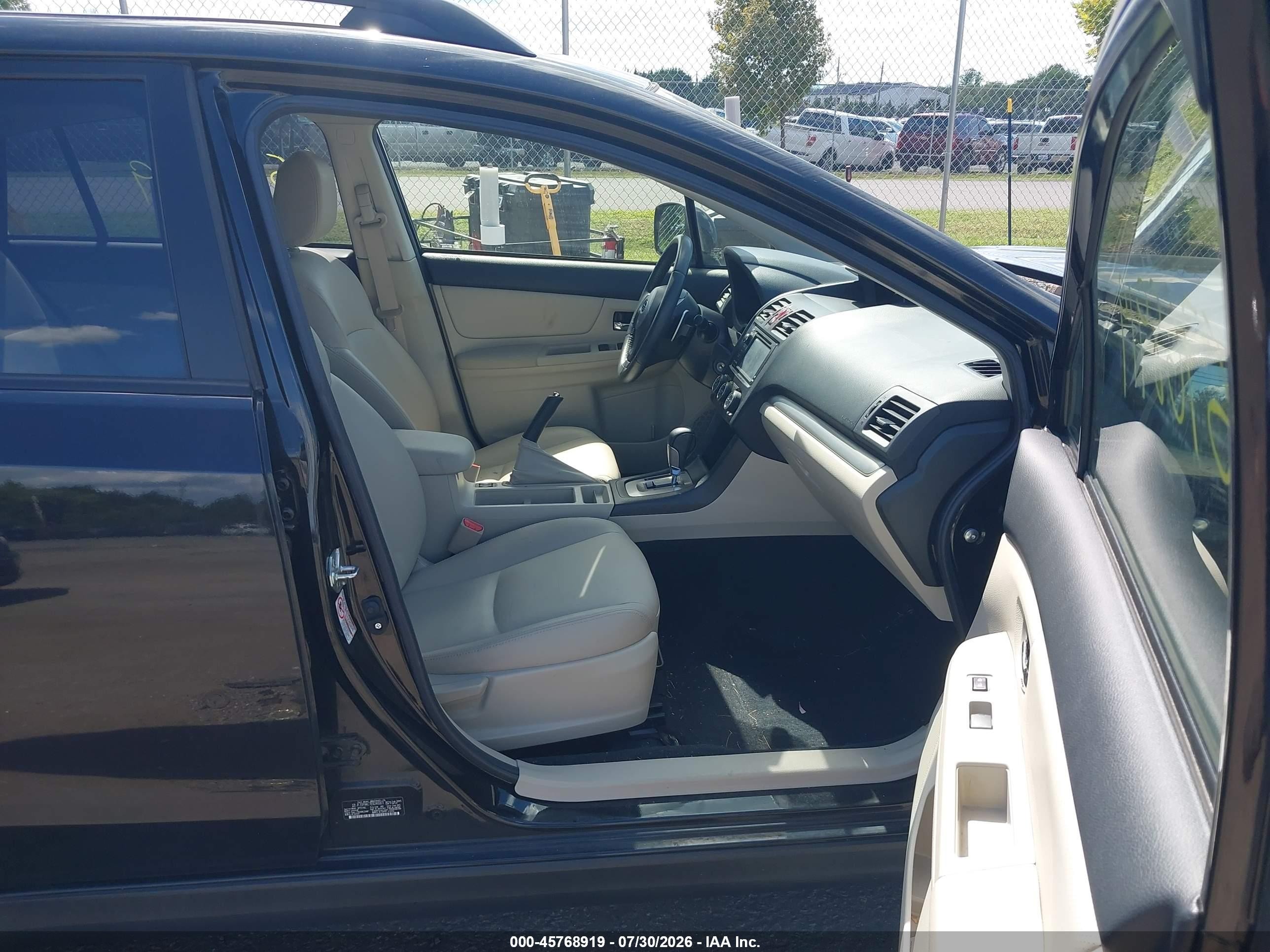 2014 Subaru Xv Crosstrek 2.0i Limited Black vin: JF2GPAKC7E8240003