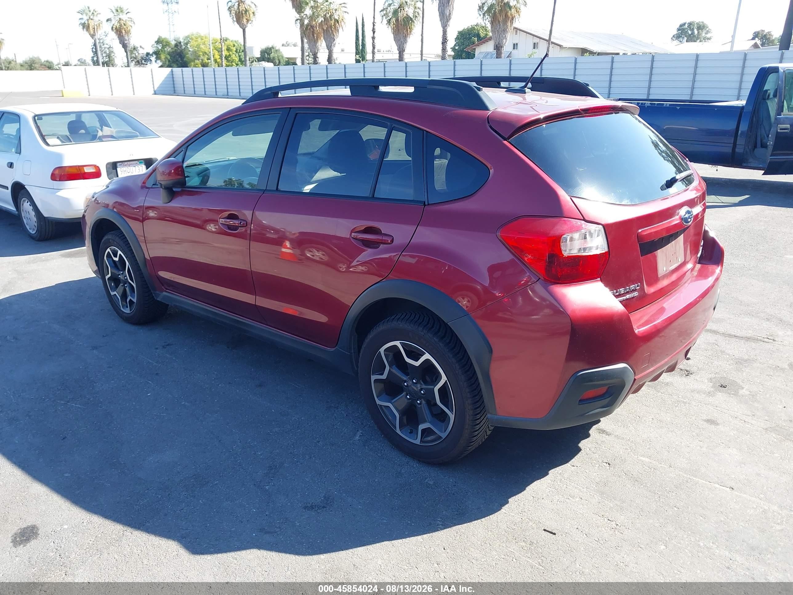 2014 Subaru Xv Crosstrek 2.0i Limited Red vin: JF2GPAKC7E8251521