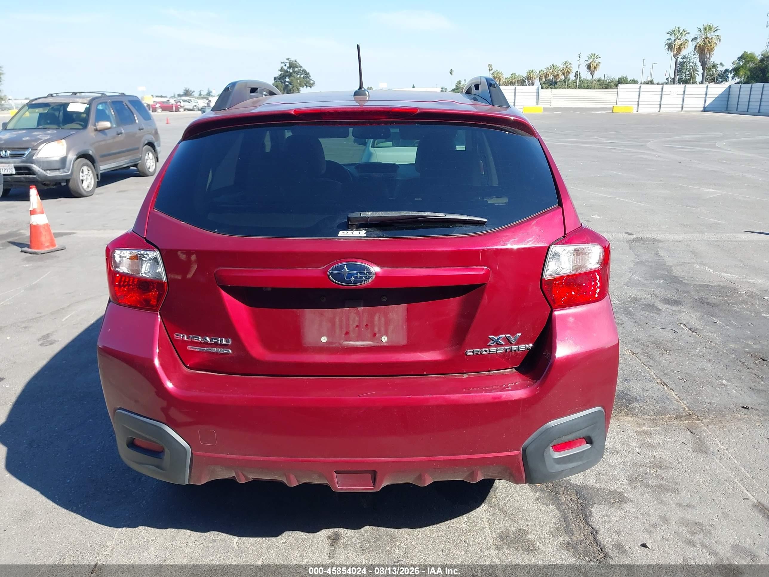 2014 Subaru Xv Crosstrek 2.0i Limited Red vin: JF2GPAKC7E8251521