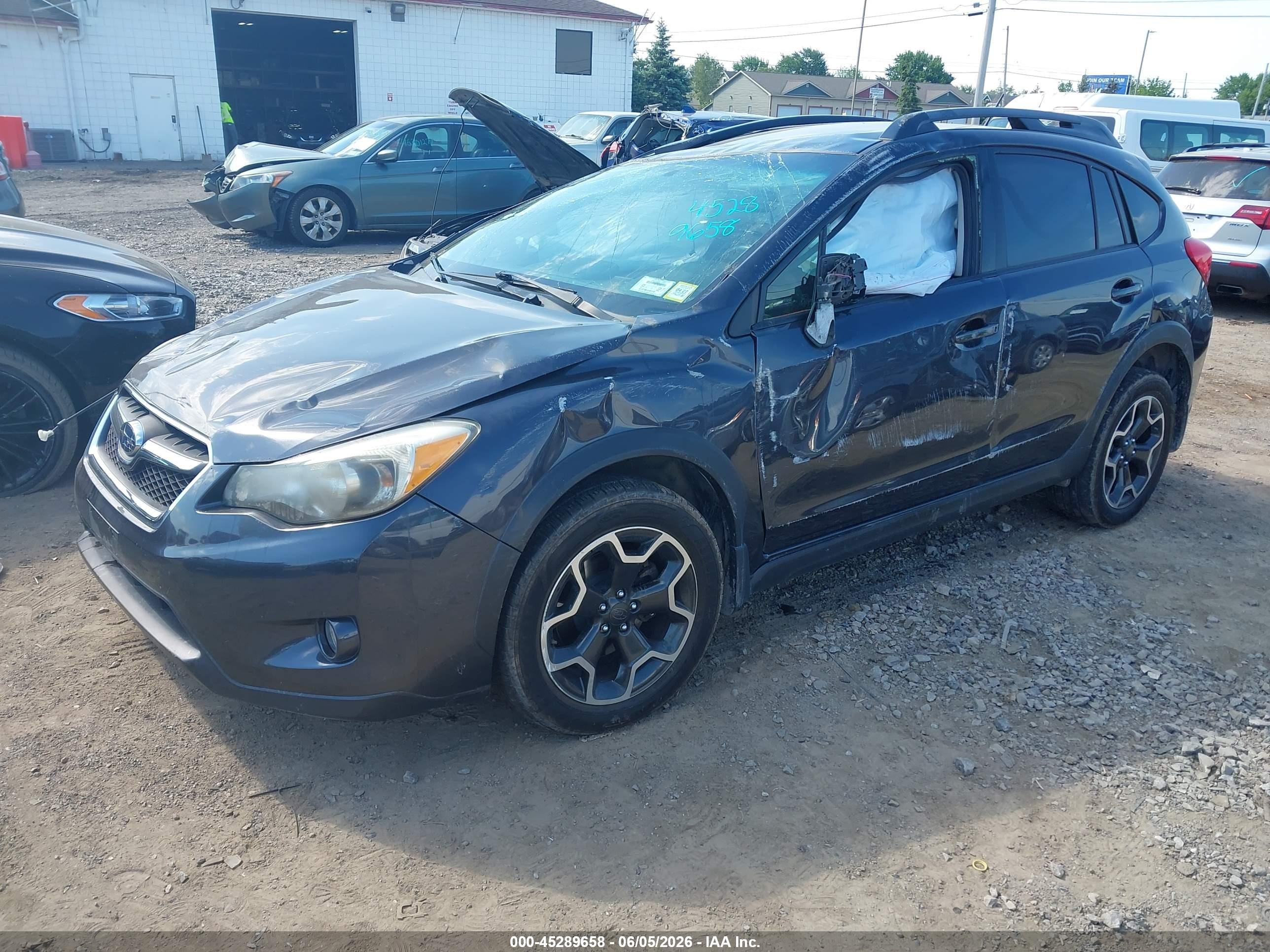 2014 Subaru Xv Crosstrek 2.0i Limited Gray vin: JF2GPAKC9E8290580