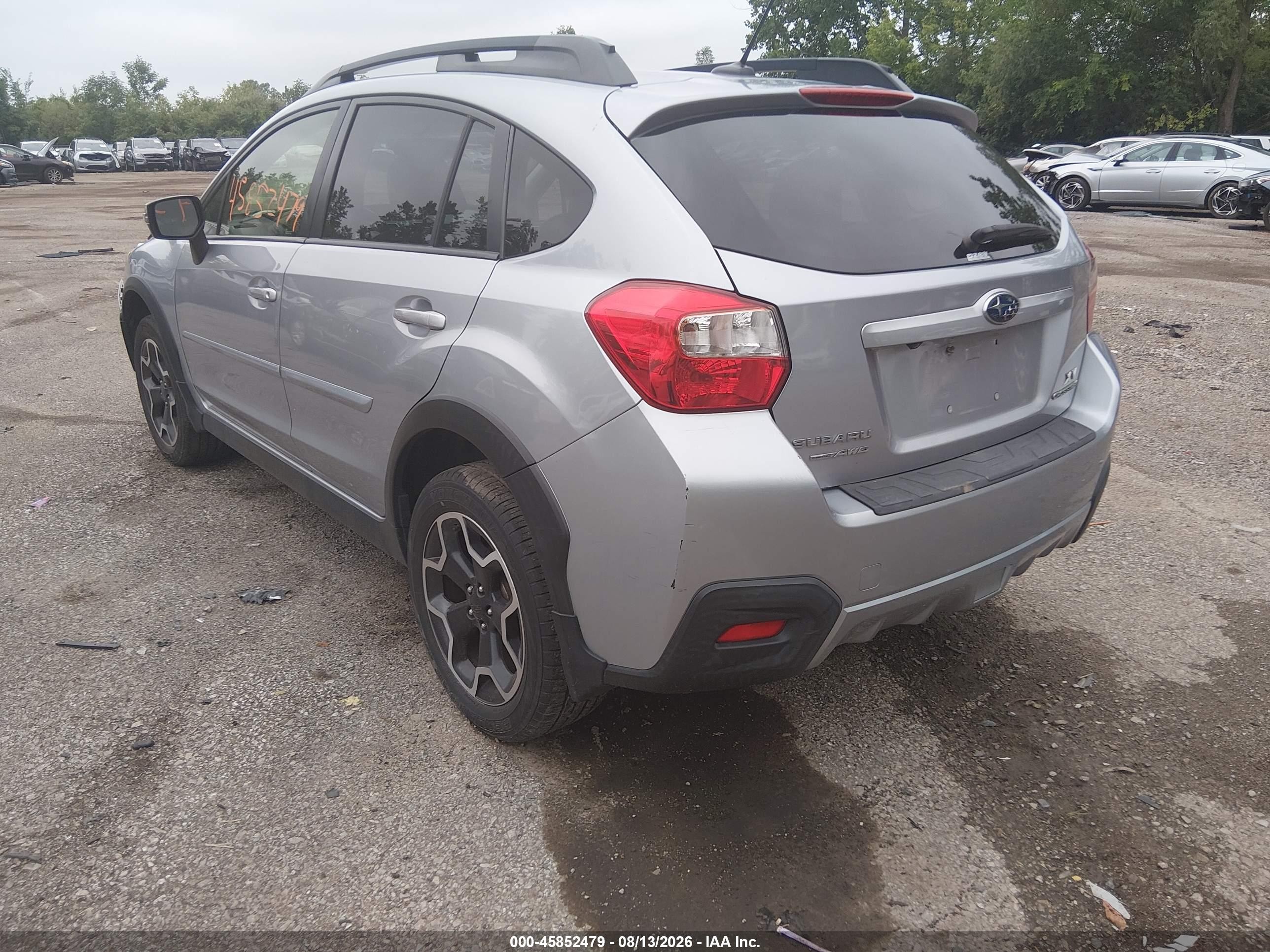 2015 Subaru Xv Crosstrek 2.0i Limited Silver vin: JF2GPAMC1F8249469
