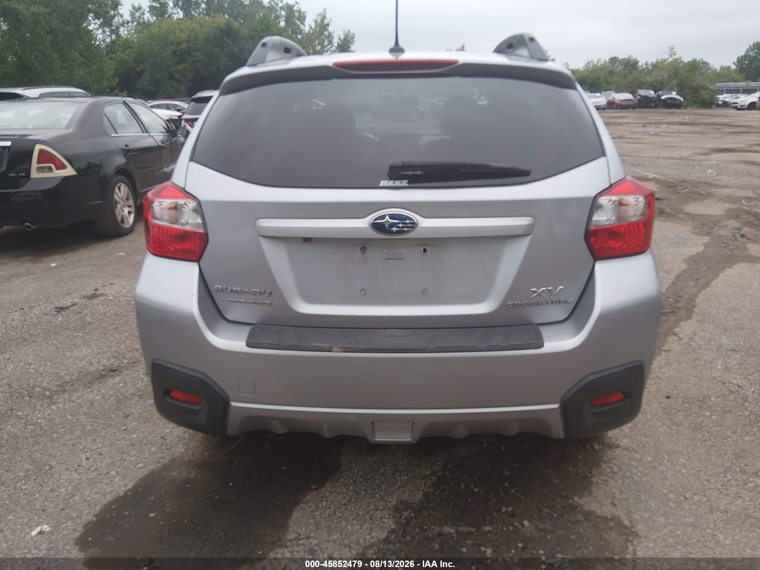 2015 Subaru Xv Crosstrek 2.0i Limited Silver vin: JF2GPAMC1F8249469