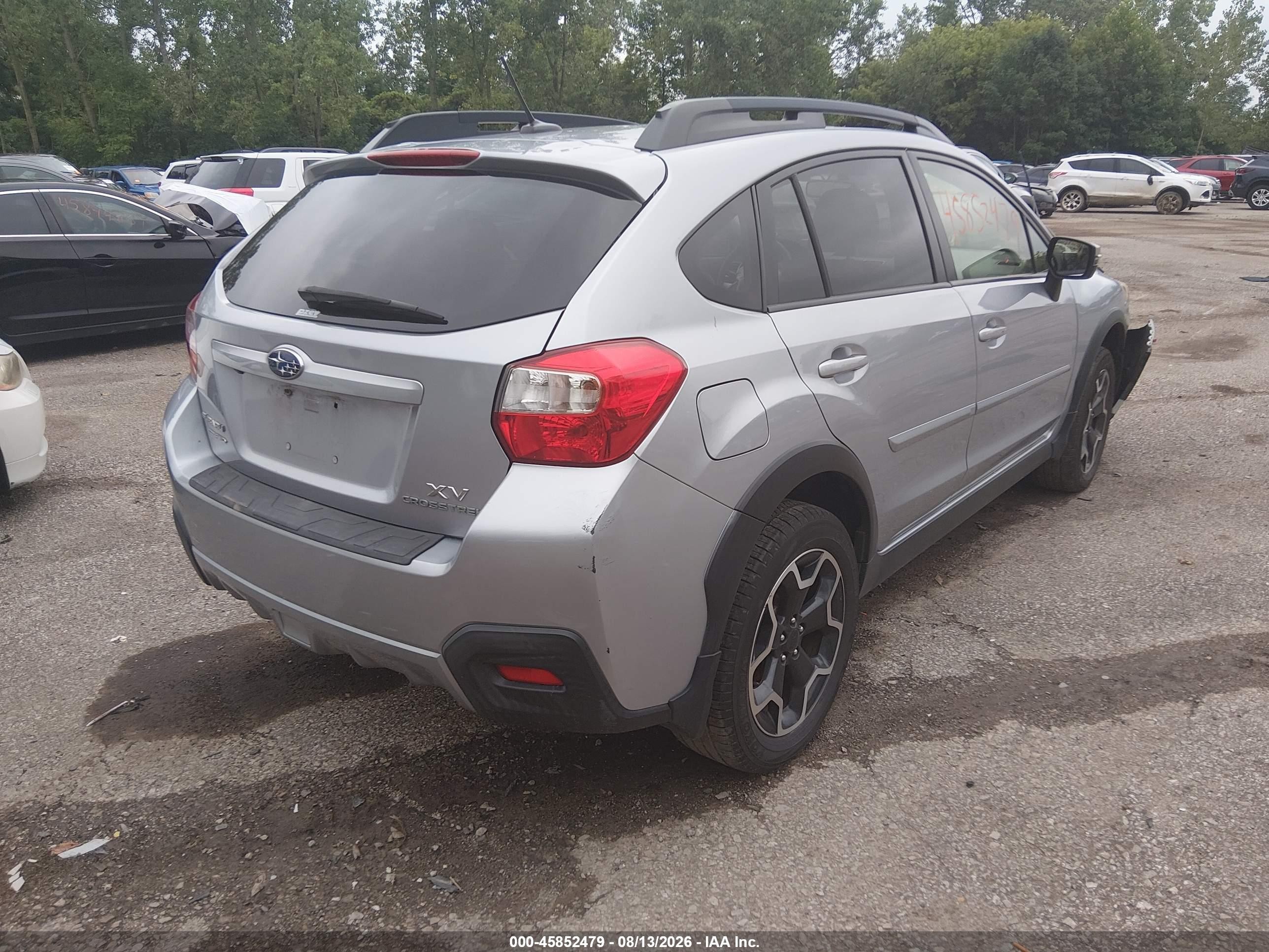 2015 Subaru Xv Crosstrek 2.0i Limited Silver vin: JF2GPAMC1F8249469