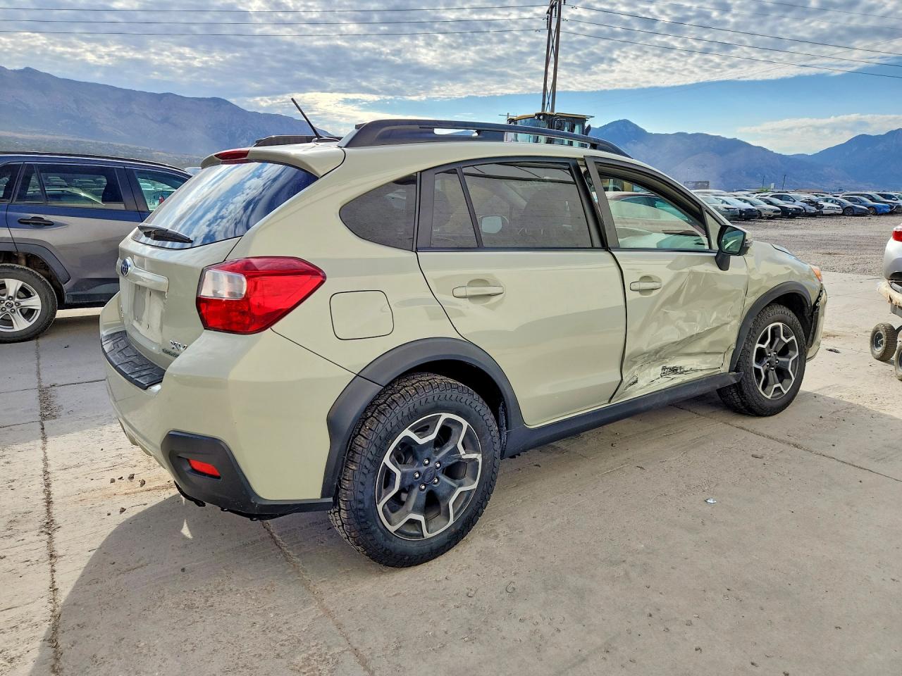 2015 Subaru Xv Crosstrek 2.0 Limited Beige vin: JF2GPAMC3F8298270