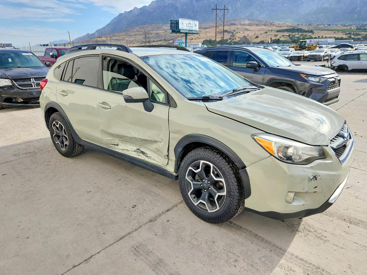 2015 Subaru Xv Crosstrek 2.0 Limited Beige vin: JF2GPAMC3F8298270