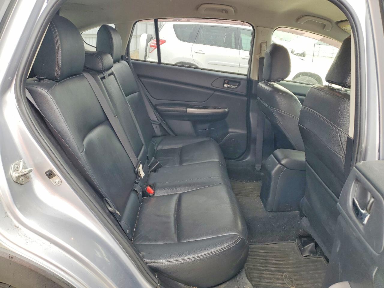 2015 Subaru Xv Crosstrek 2.0 Limited Серебряный vin: JF2GPAMC4F8271014