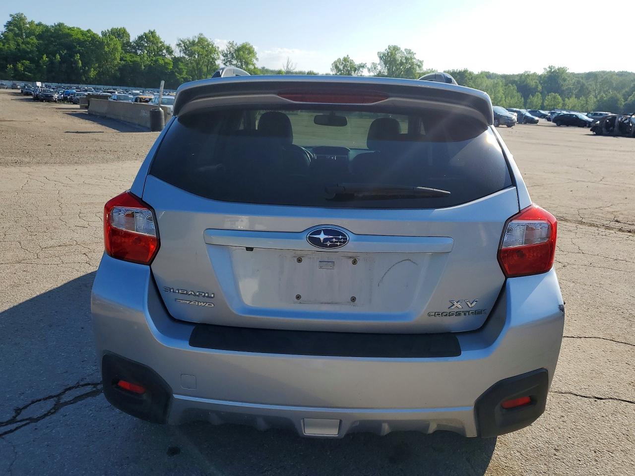 2015 Subaru Xv Crosstrek 2.0 Limited Silver vin: JF2GPAMC5F8208973